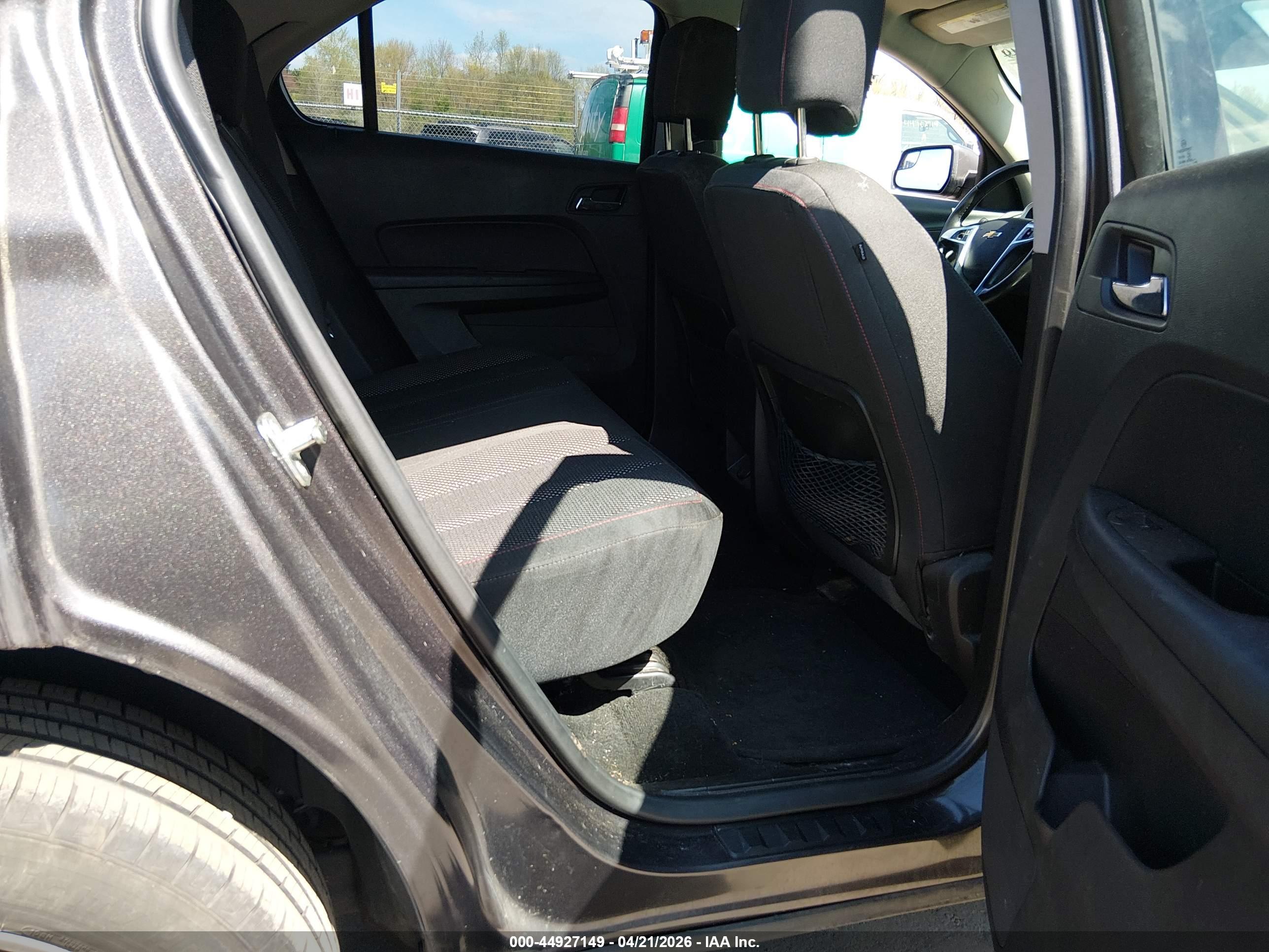 CHEVROLET EQUINOX image 8