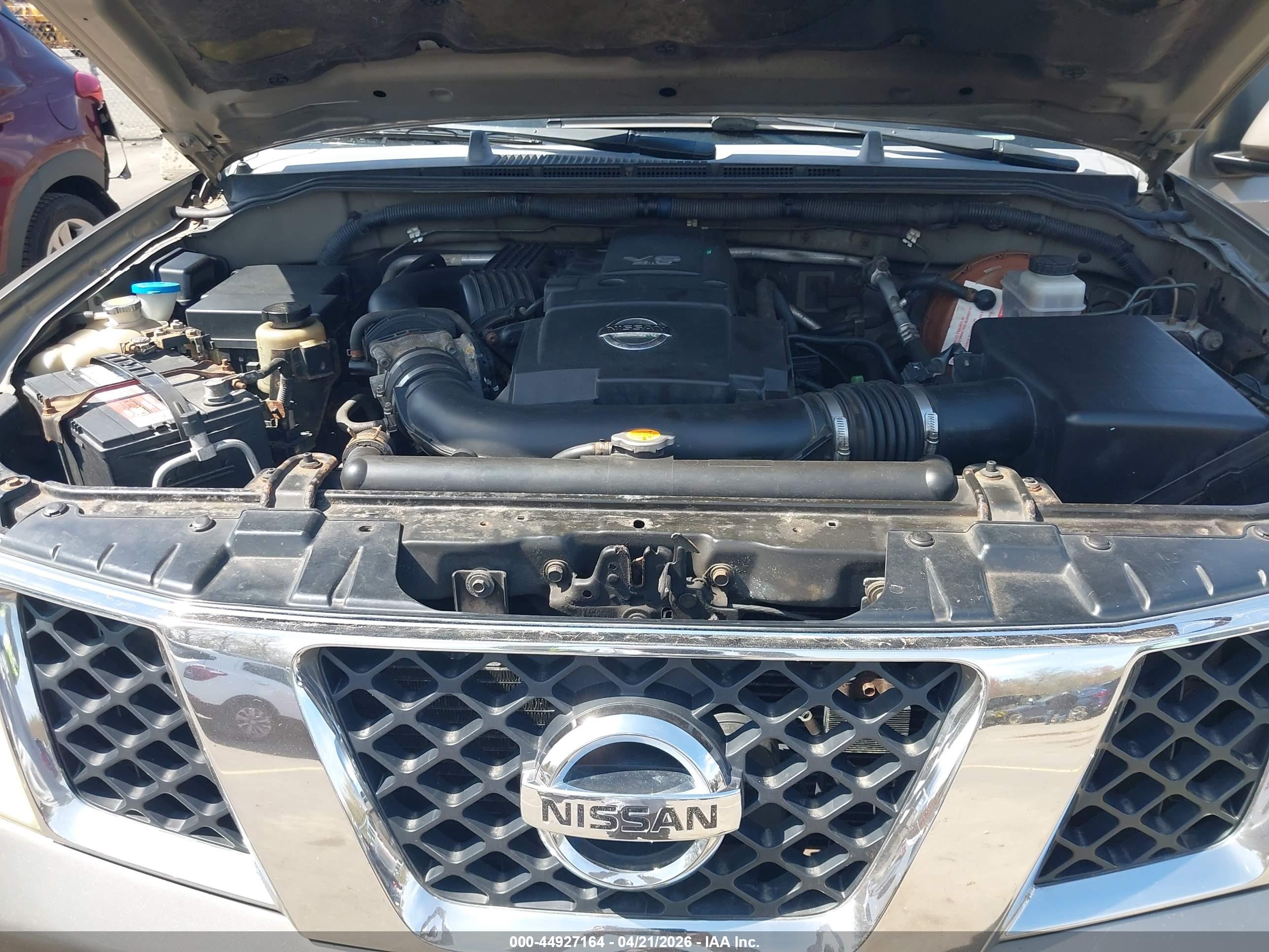 NISSAN FRONTIER image 10