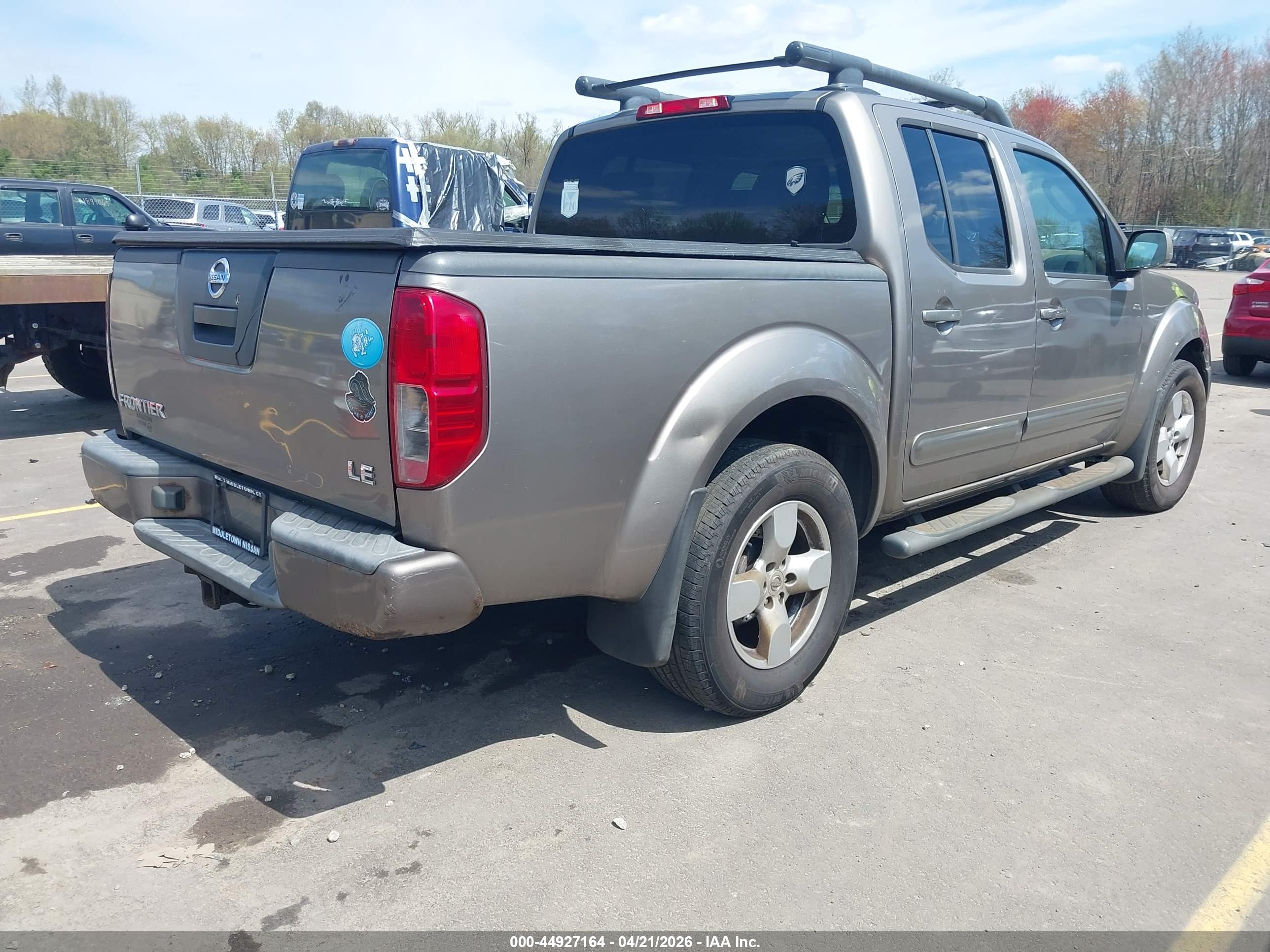 NISSAN FRONTIER image 4