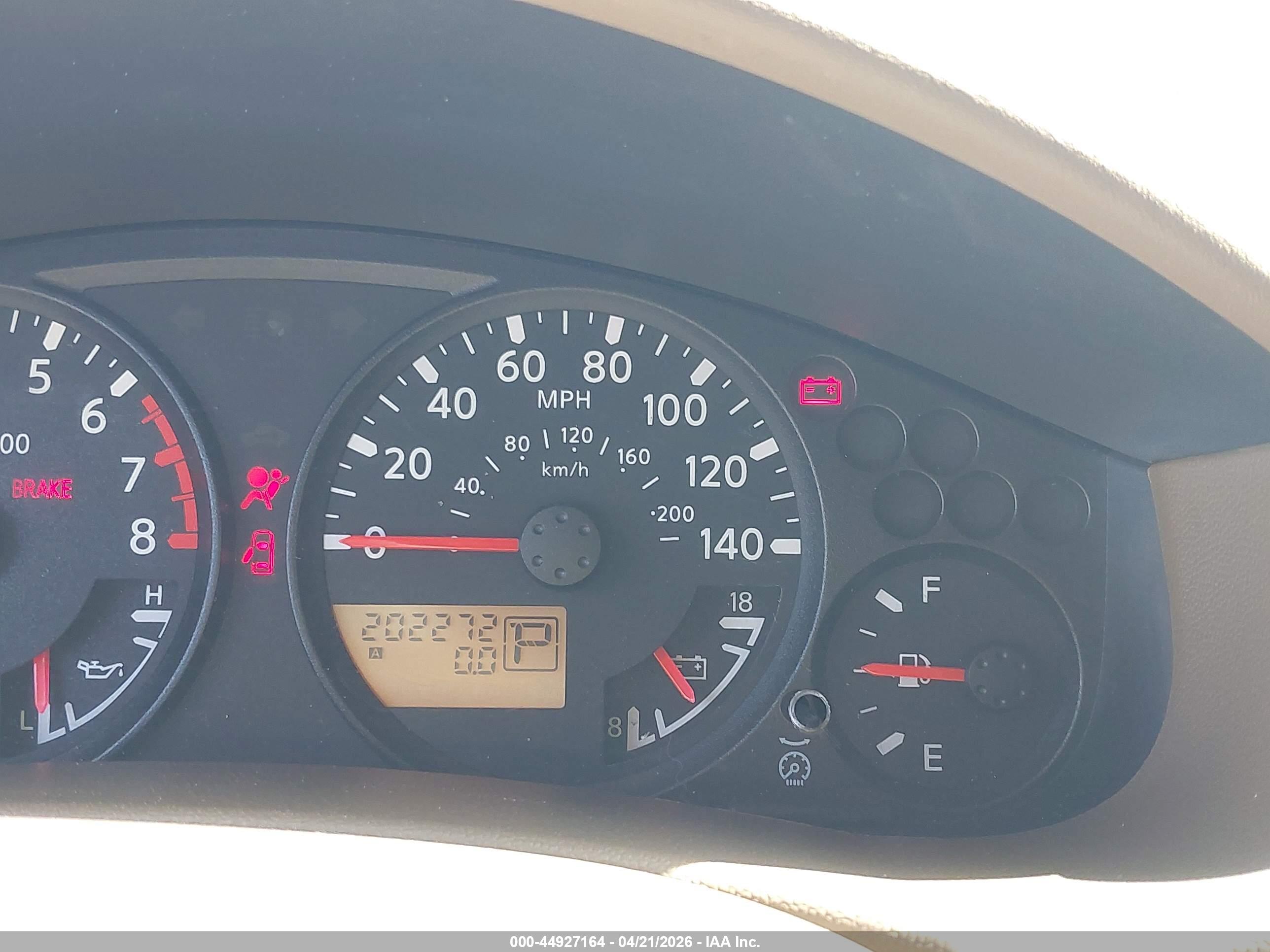 NISSAN FRONTIER image 7