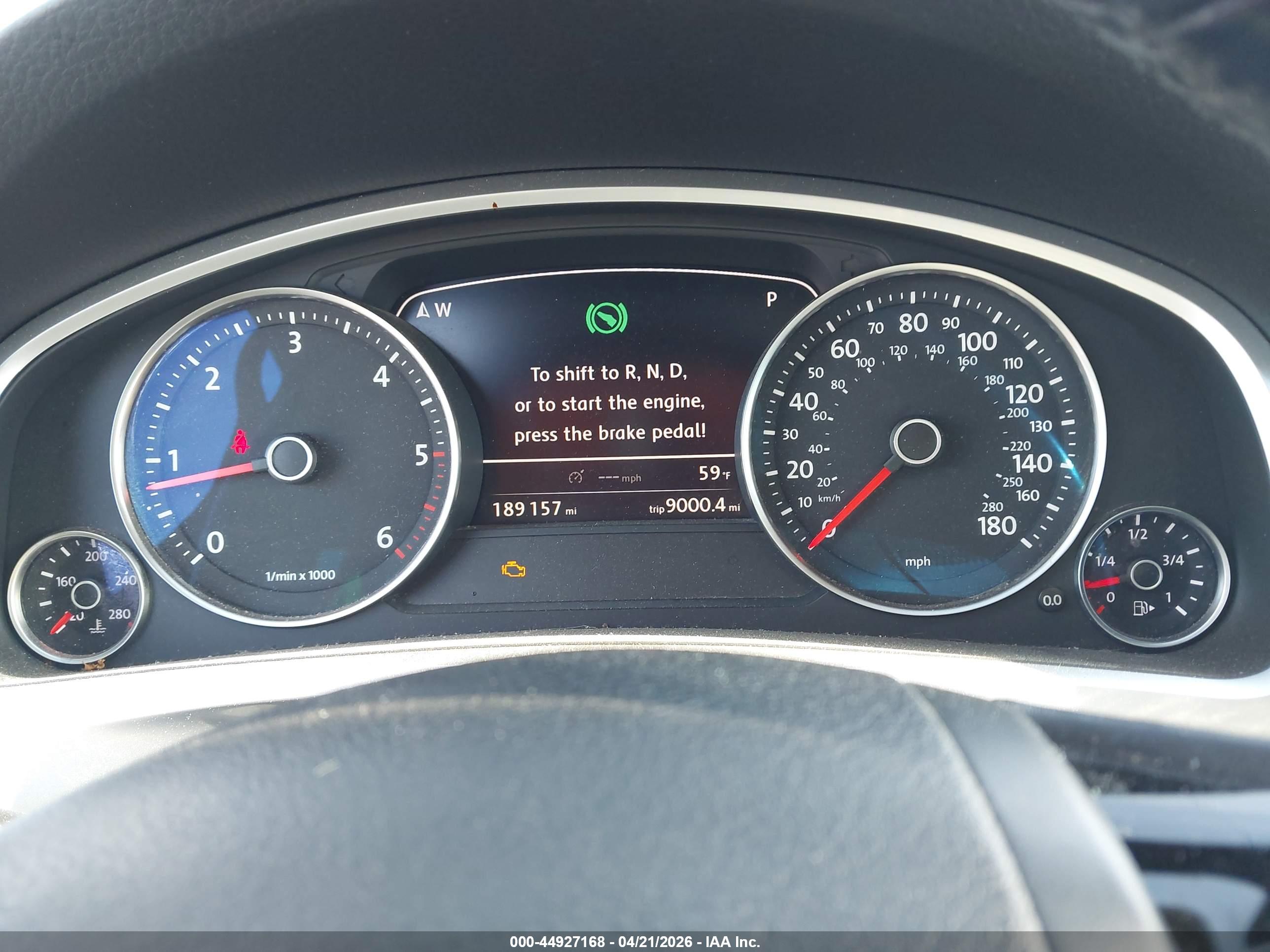 VOLKSWAGEN TOUAREG image 7