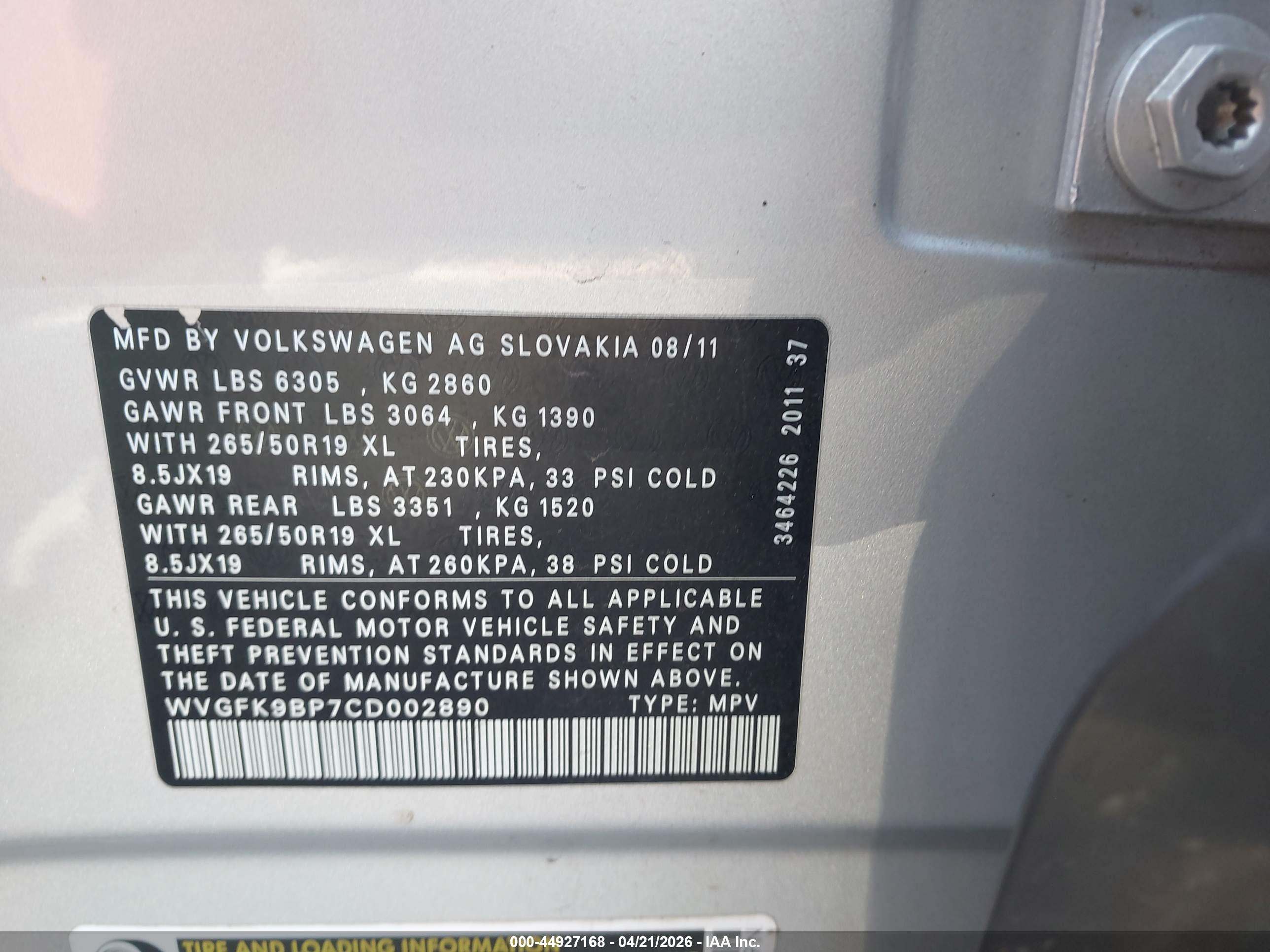 VOLKSWAGEN TOUAREG image 9