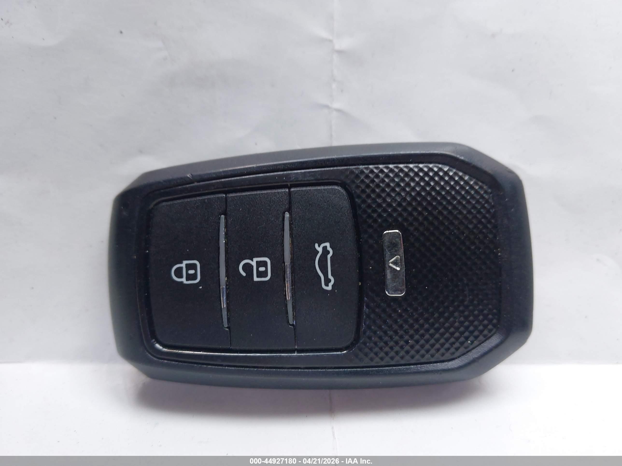 SUBARU FORESTER image 11