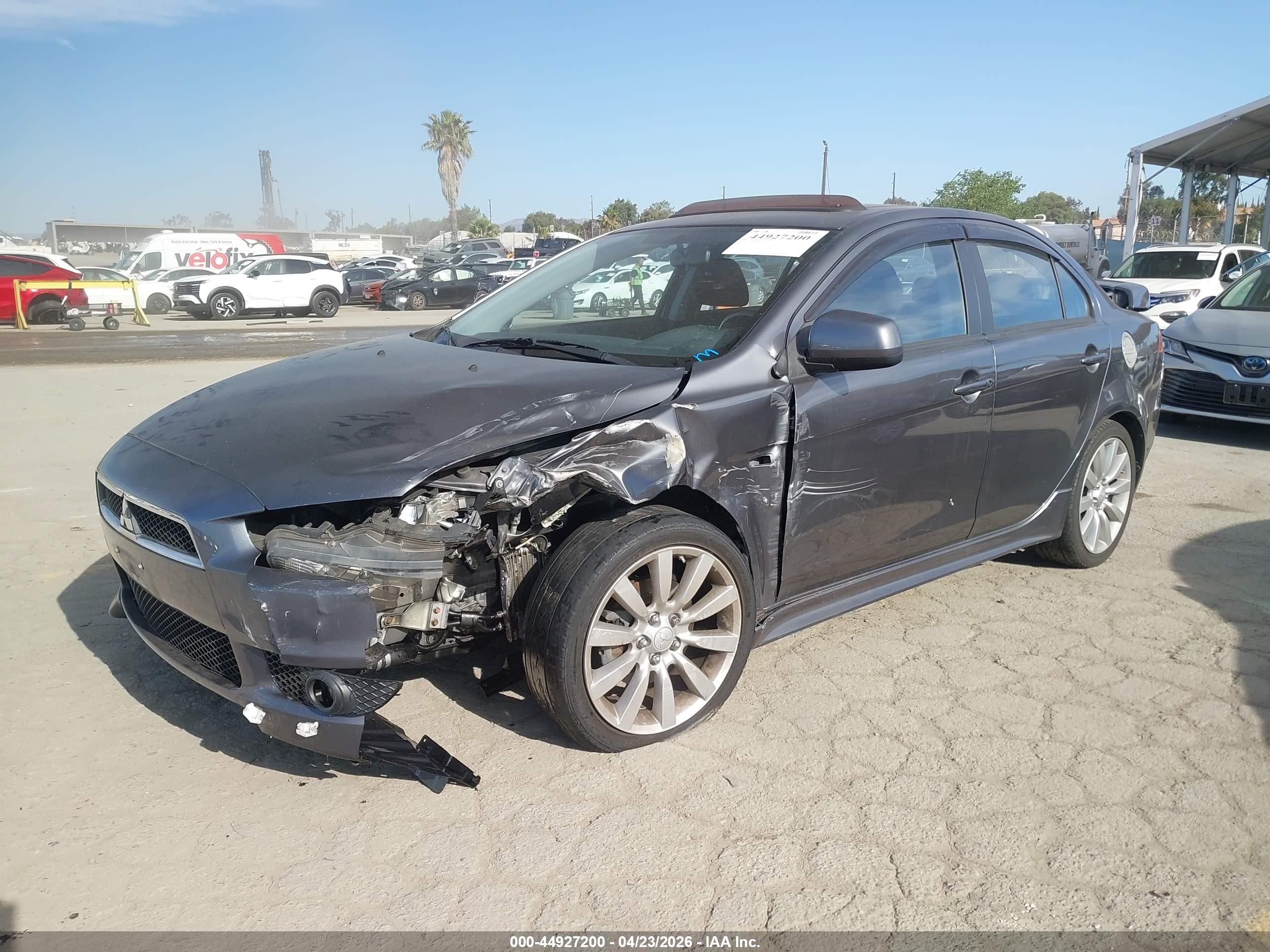 MITSUBISHI LANCER image 2