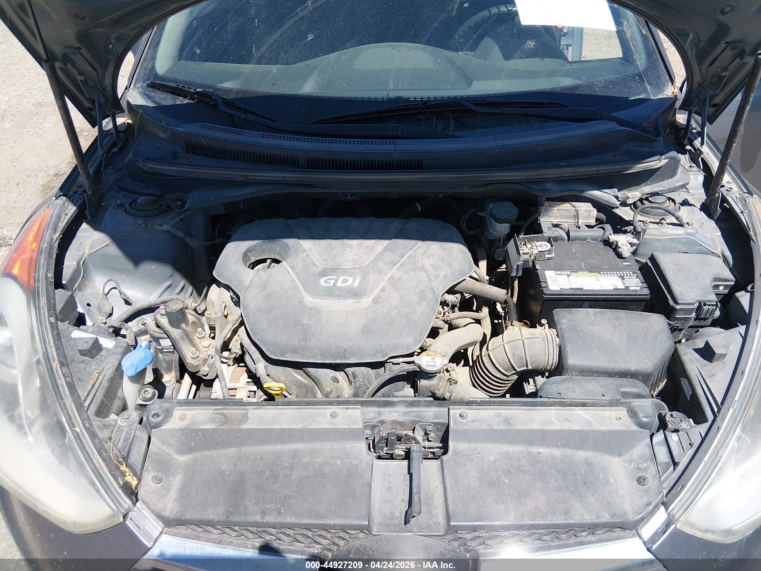 HYUNDAI VELOSTER image 10