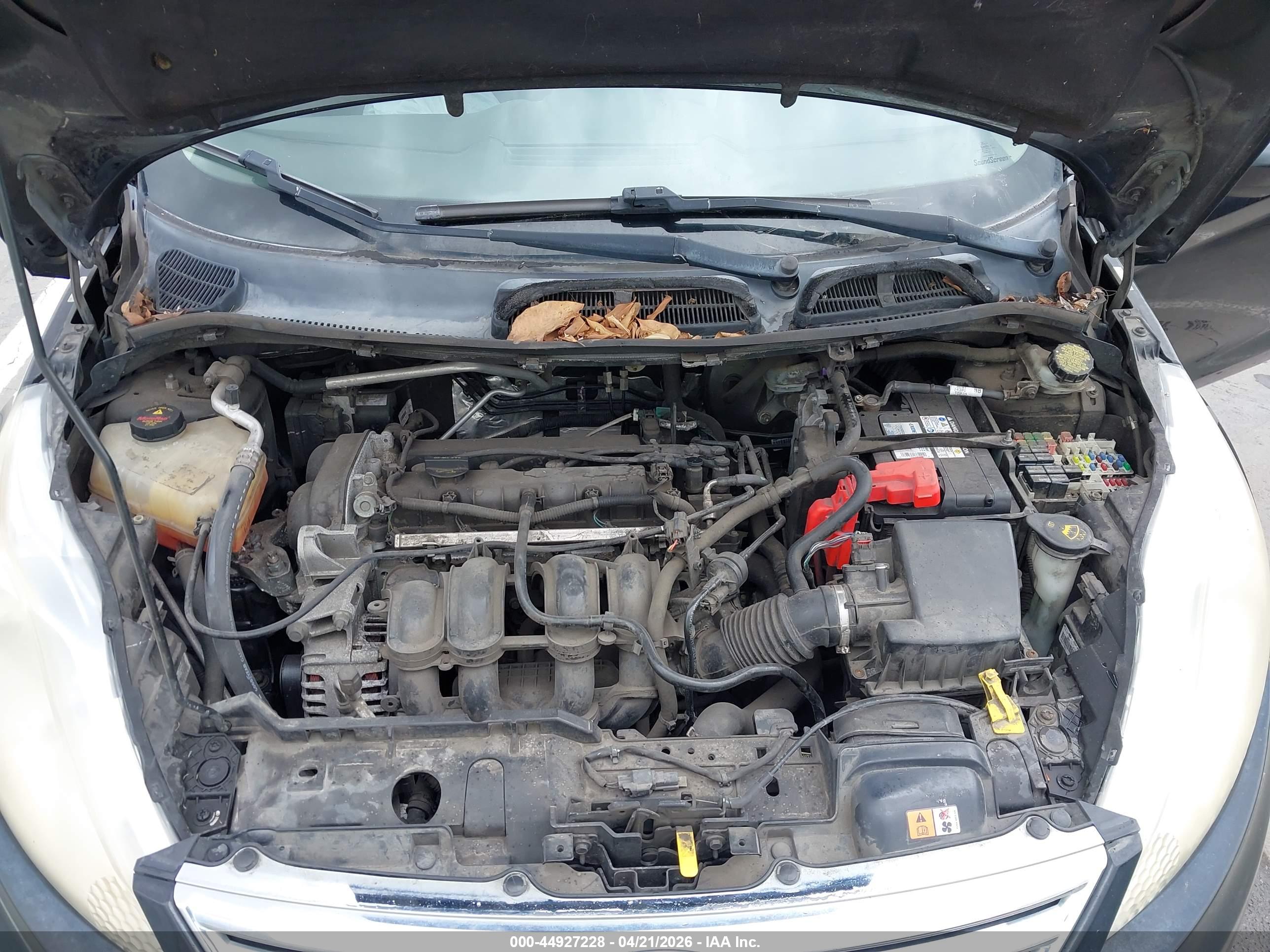 FORD FIESTA image 10