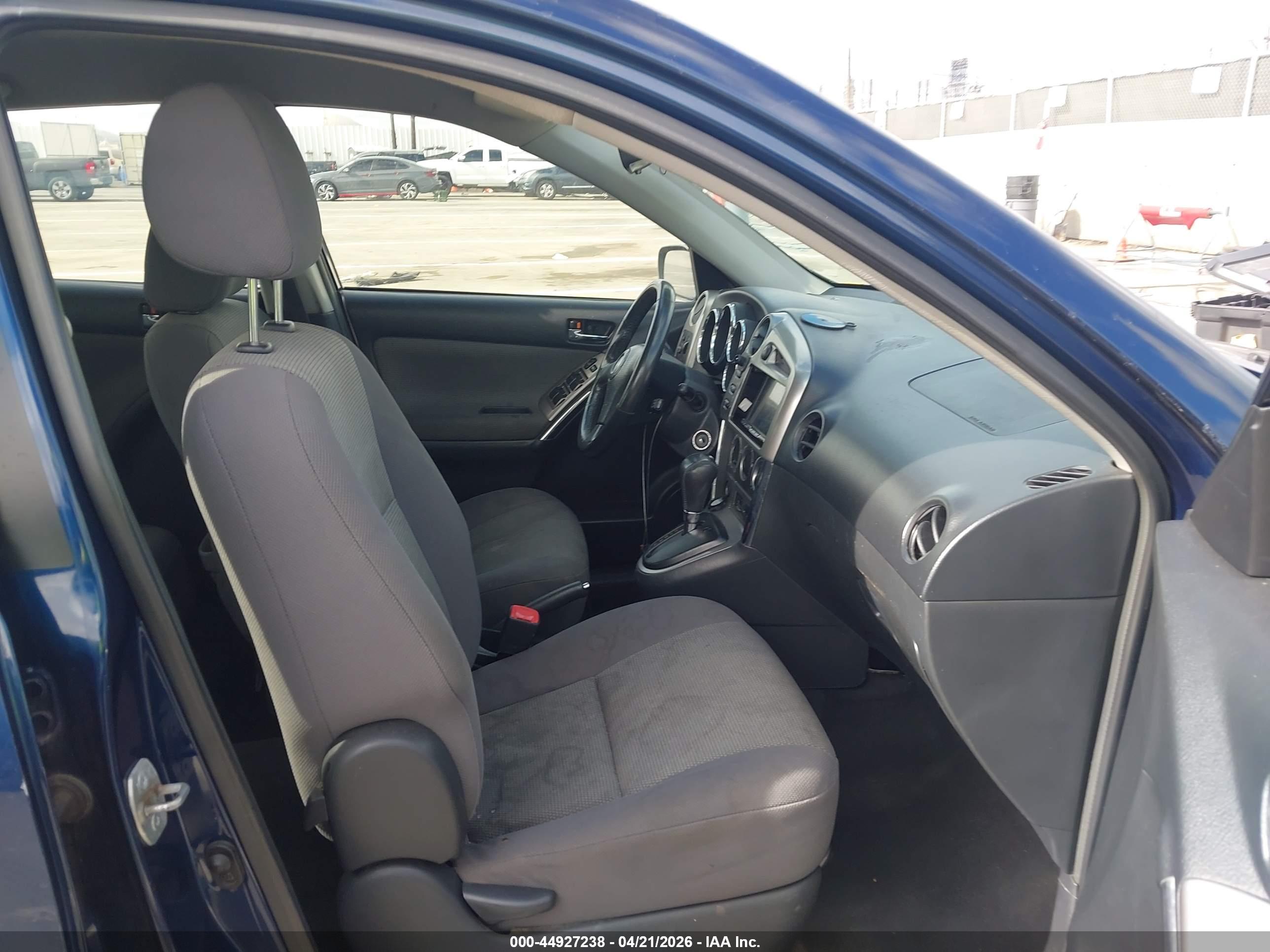 TOYOTA MATRIX image 5