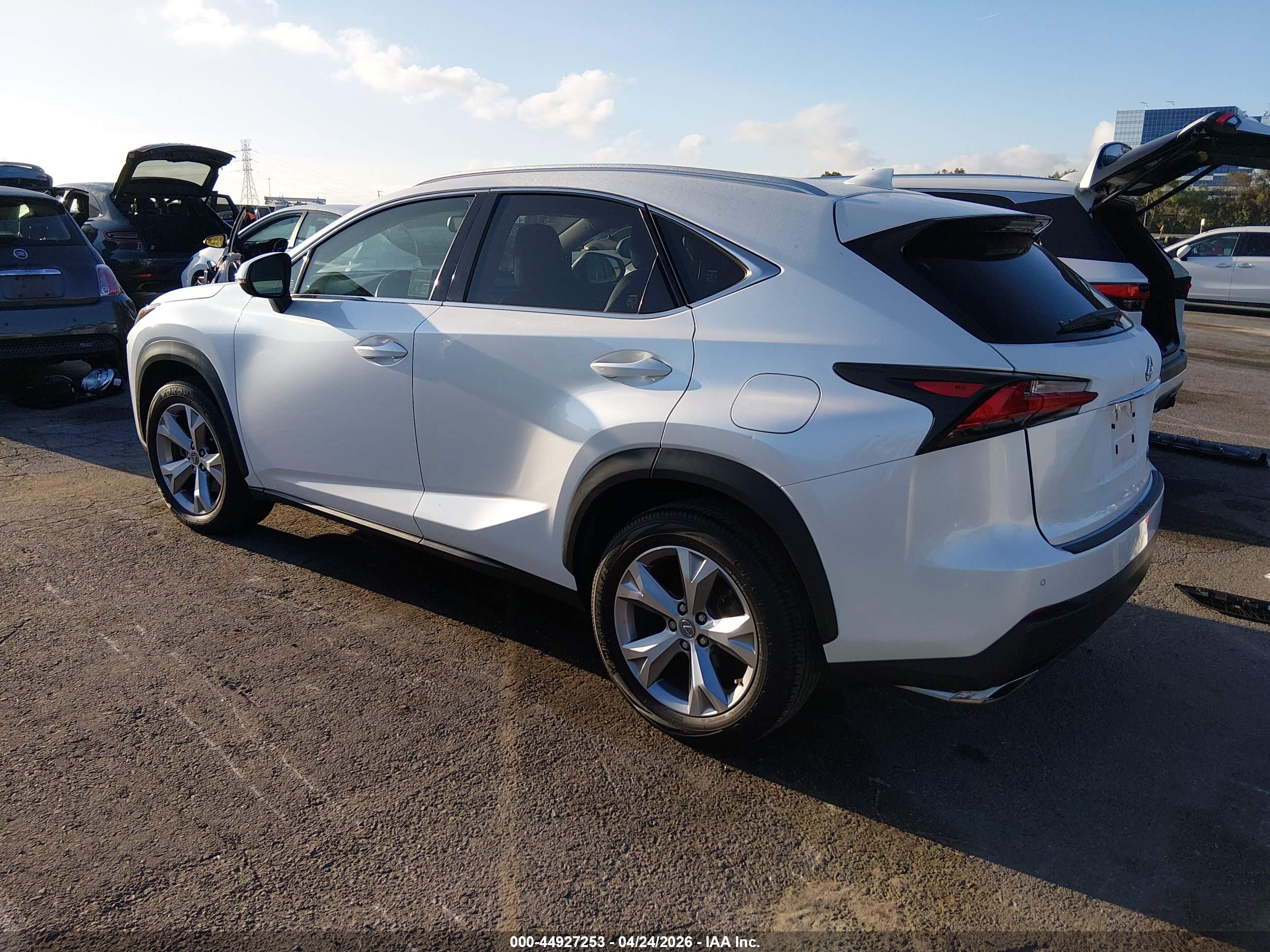 LEXUS NX image 3
