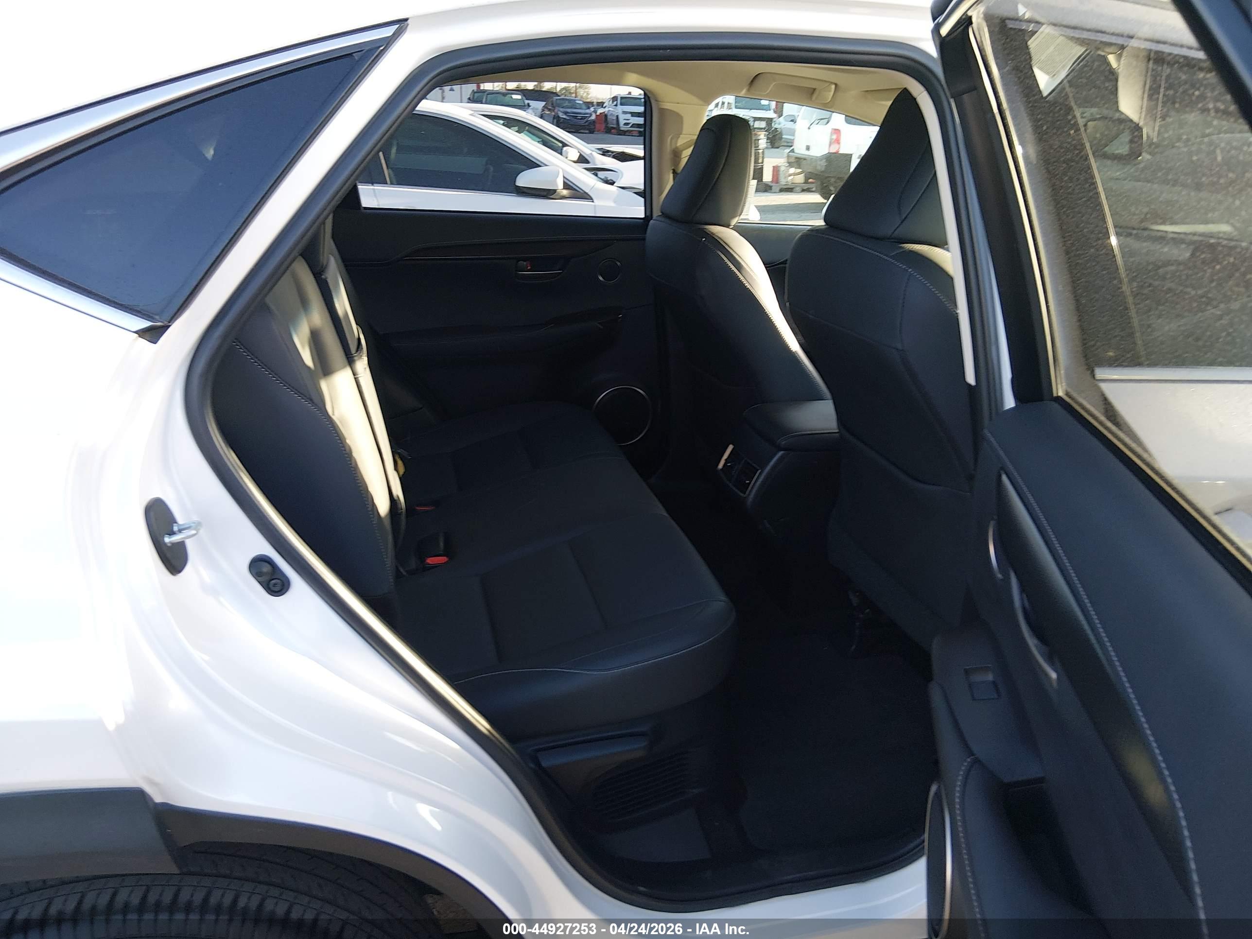 LEXUS NX image 8