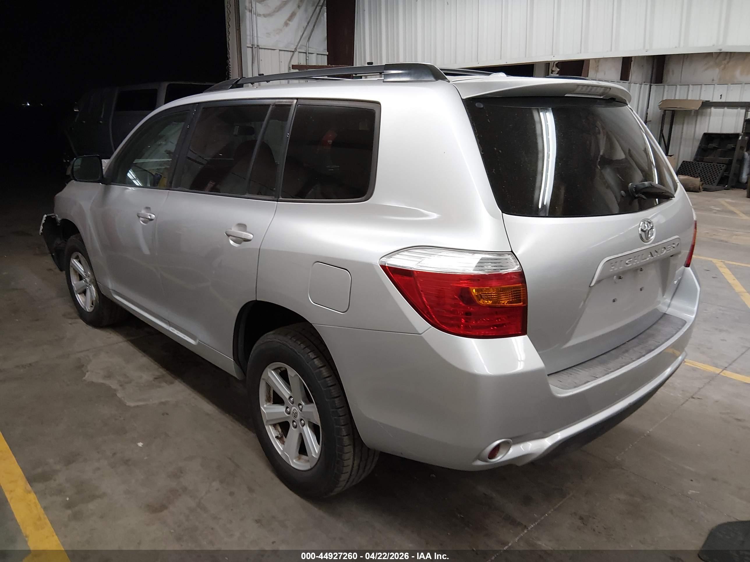 TOYOTA HIGHLANDER image 3