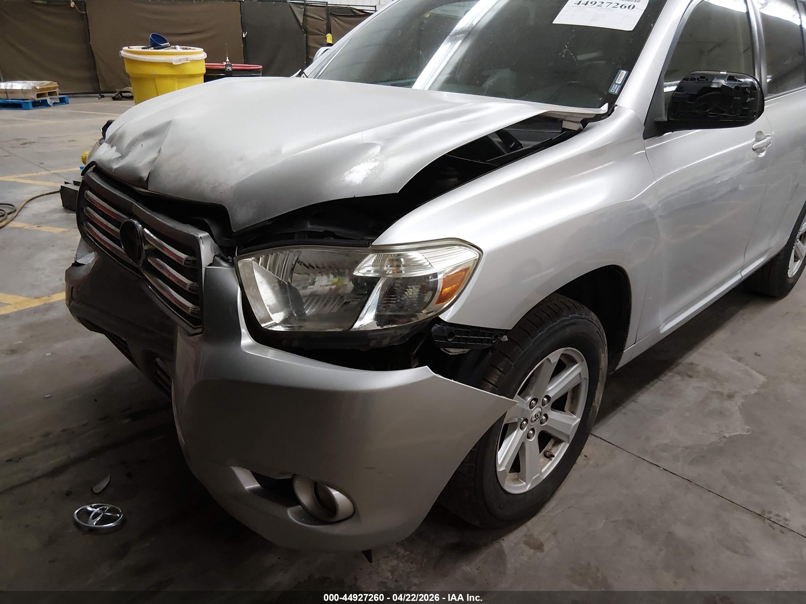 TOYOTA HIGHLANDER image 6