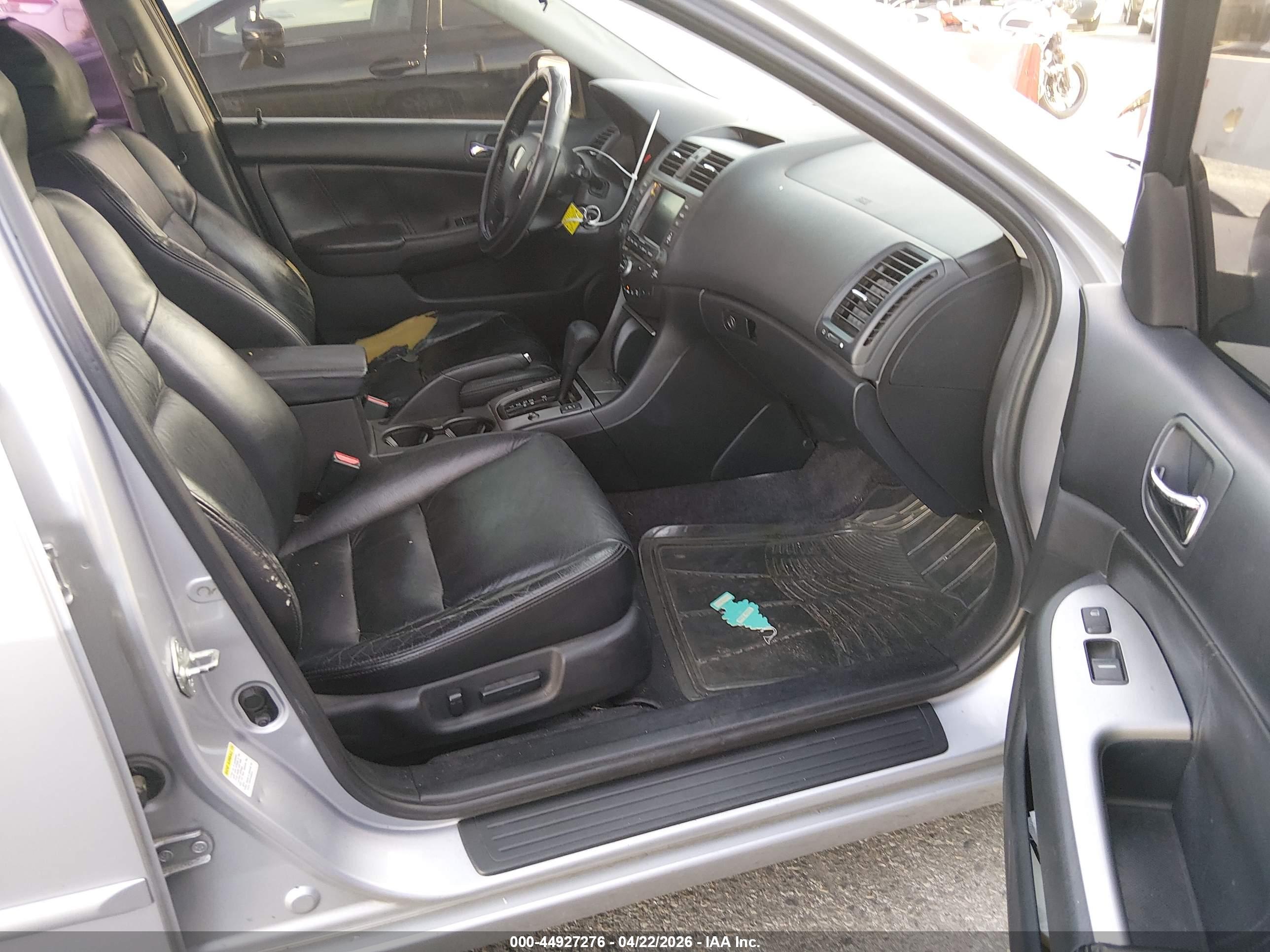 HONDA ACCORD image 5