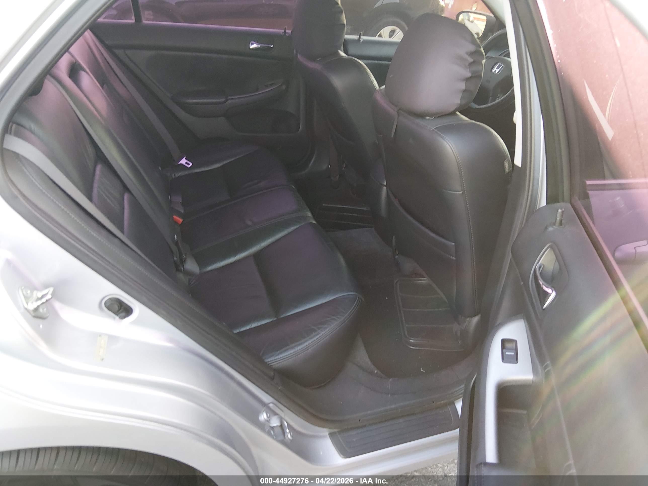HONDA ACCORD image 8