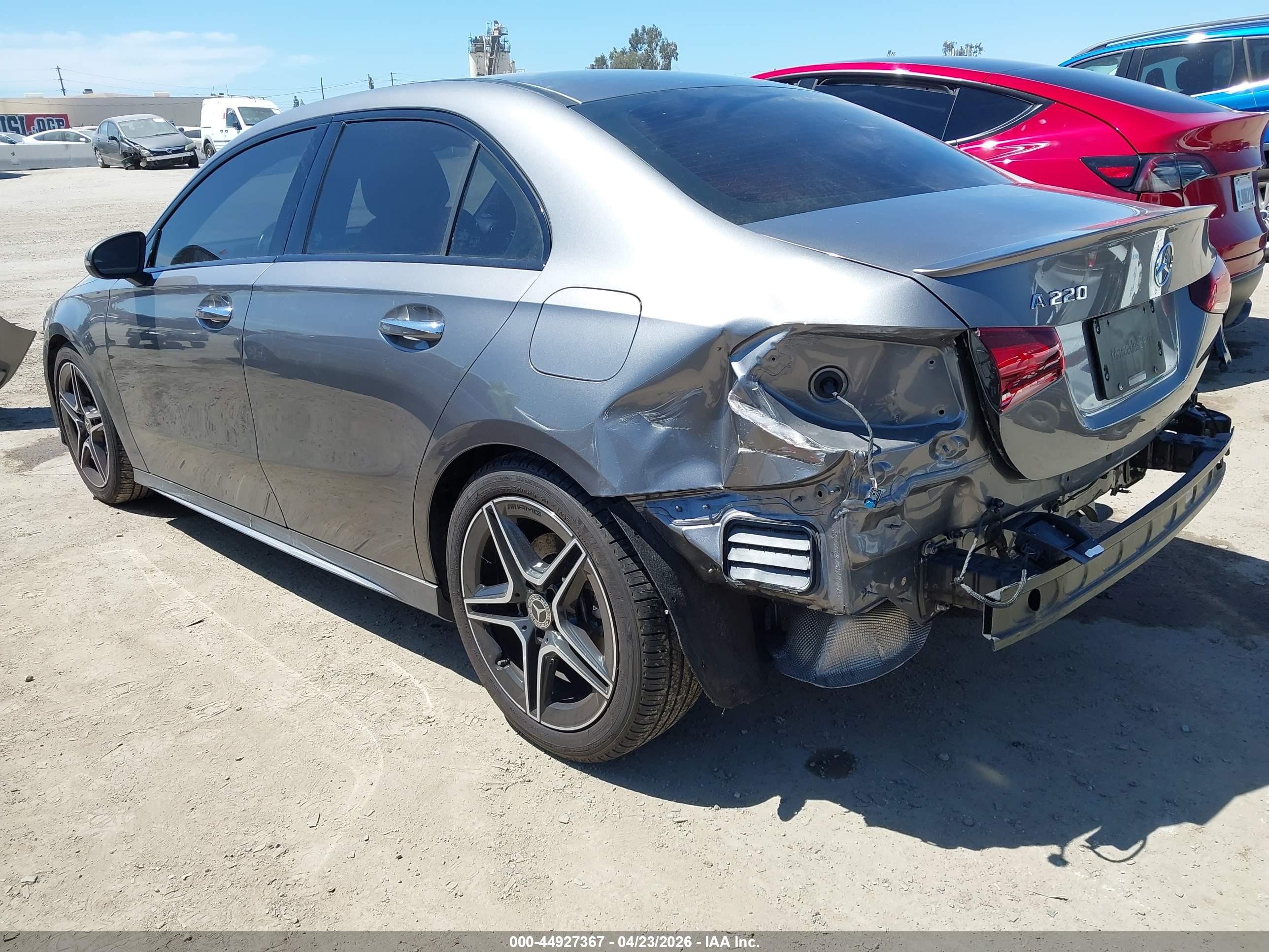 MERCEDES-BENZ A image 3