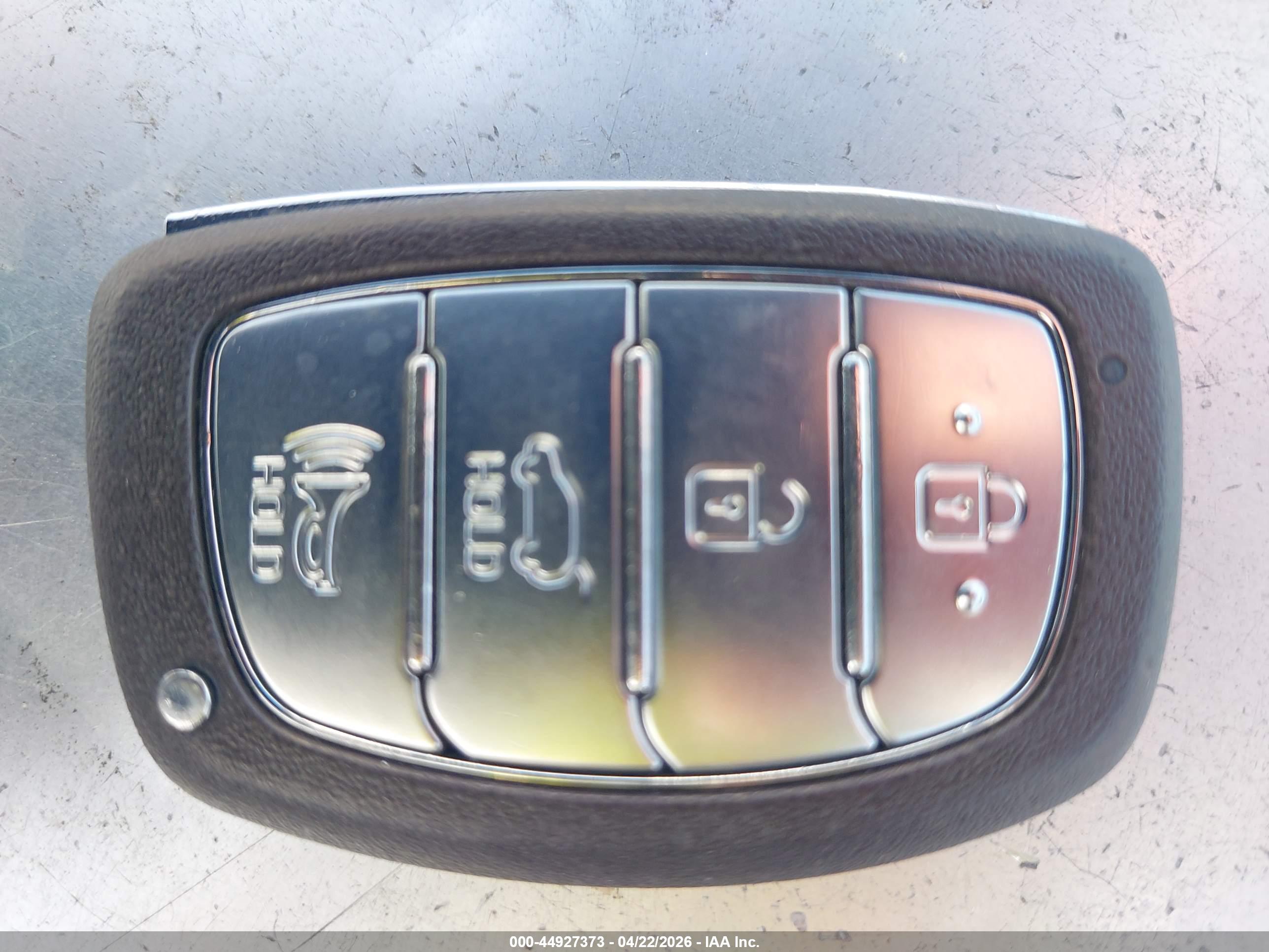 HYUNDAI IONIQ image 11