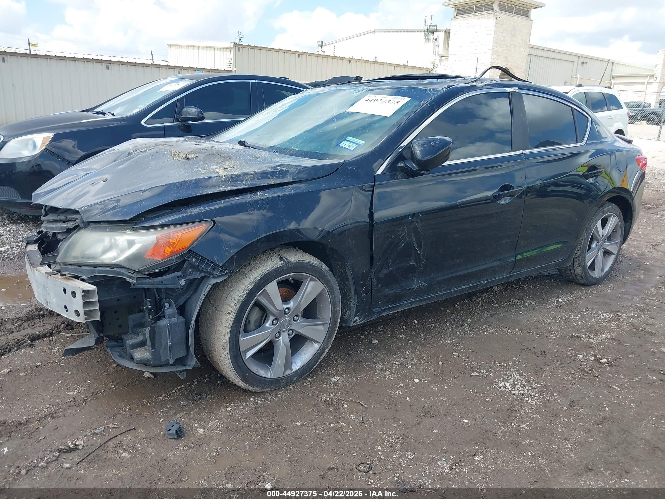 ACURA ILX image 2
