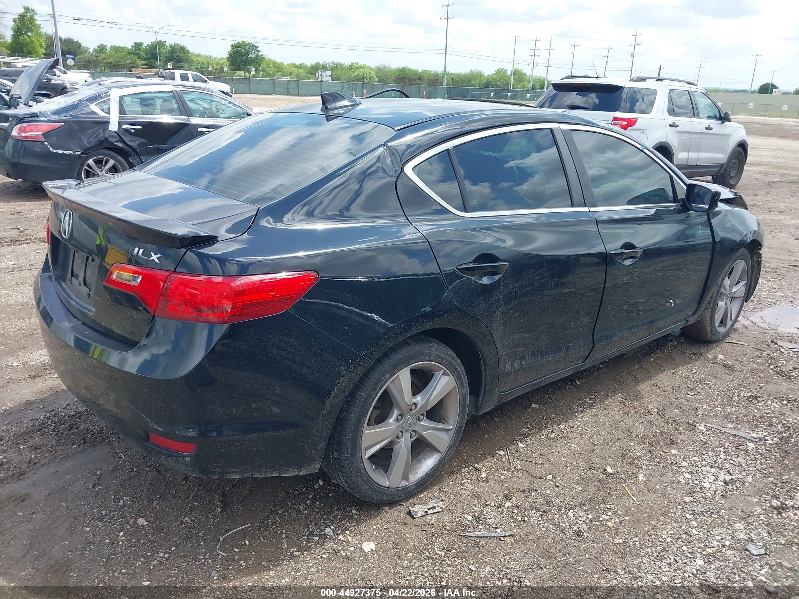 ACURA ILX image 4