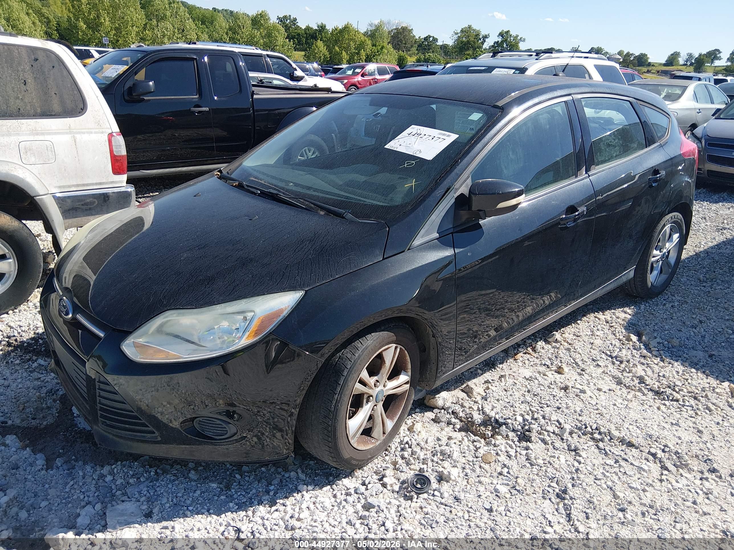 FORD FOCUS image 2