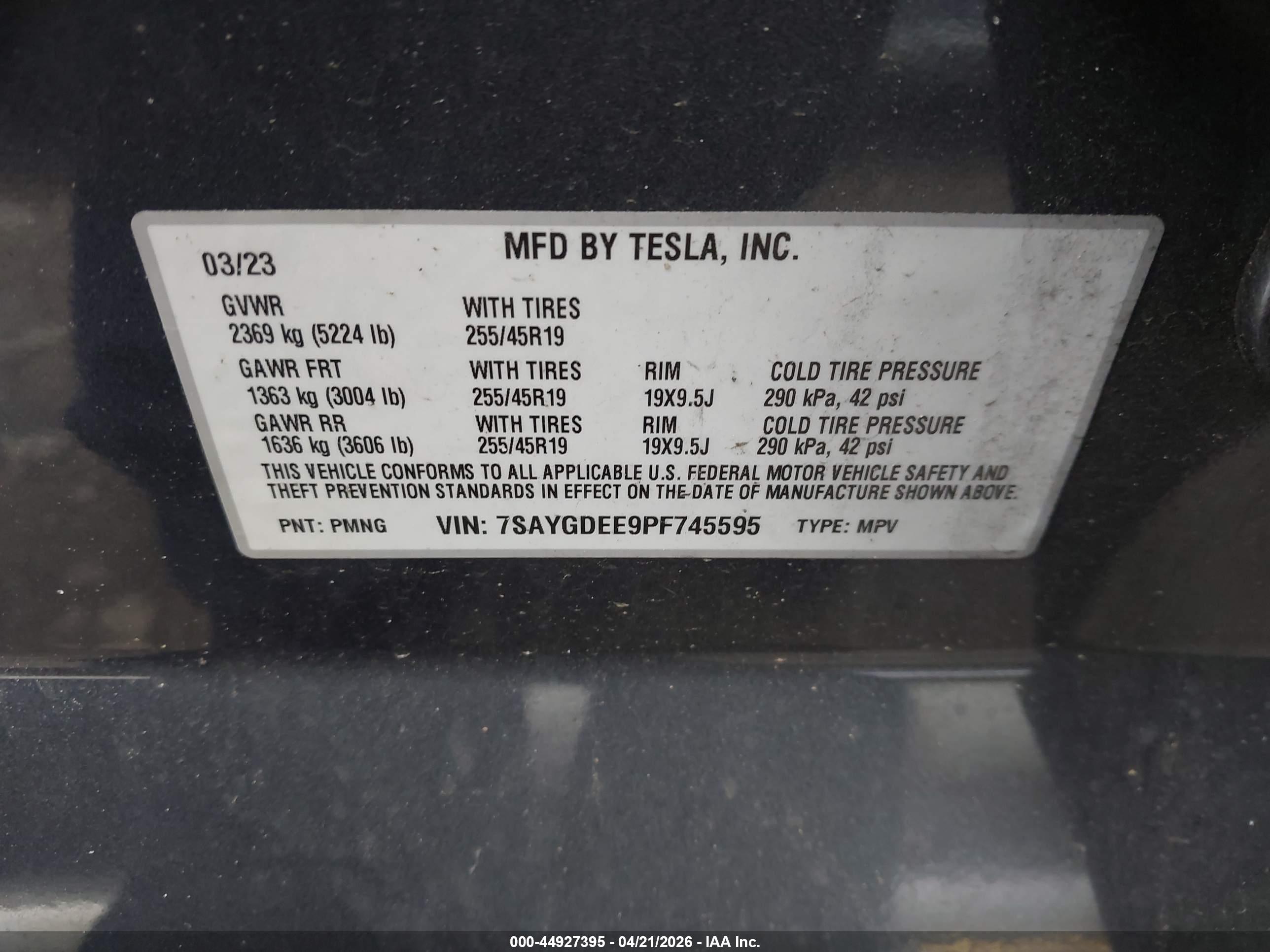 TESLA MODEL image 9