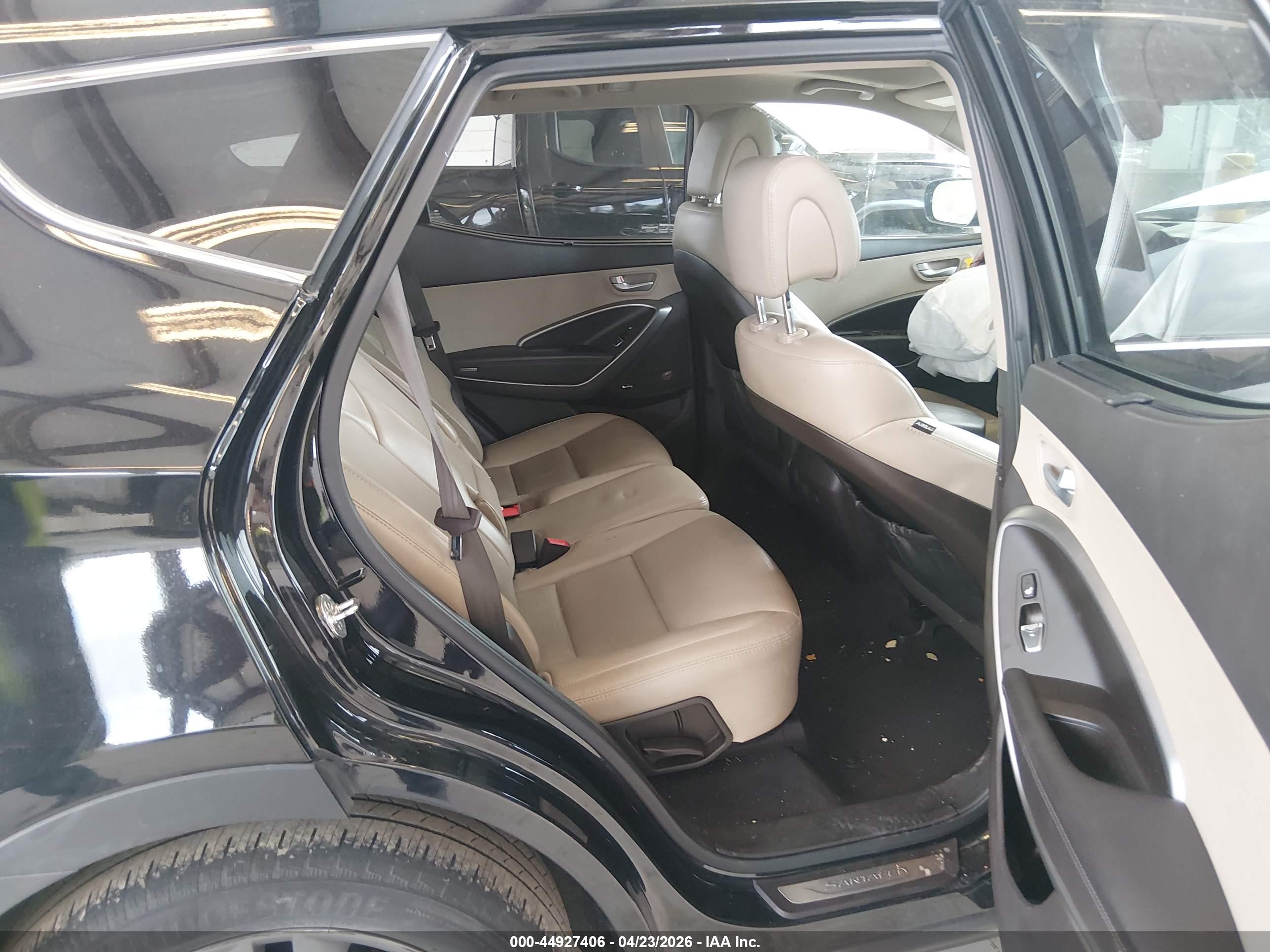 HYUNDAI SANTA image 8