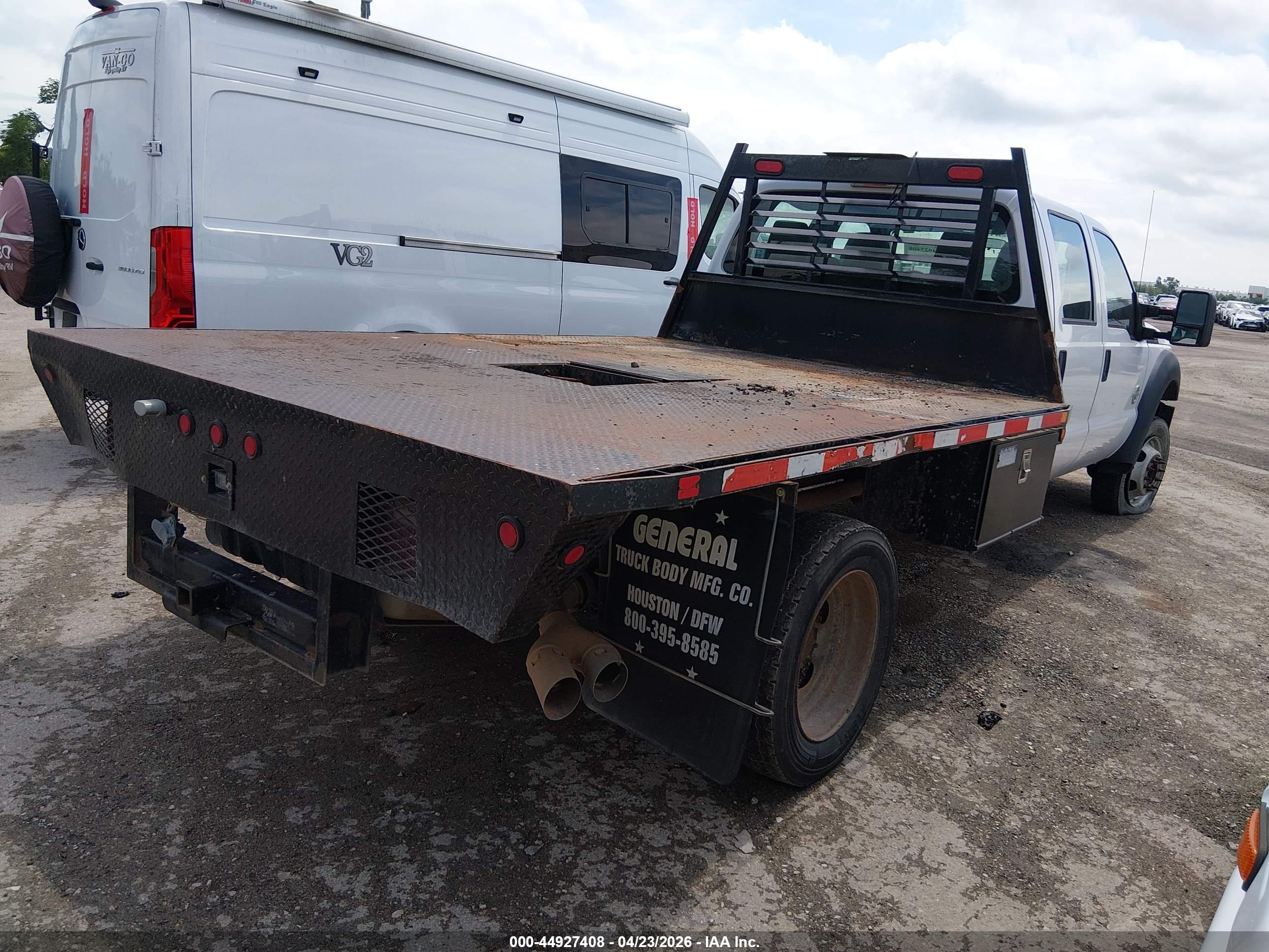 FORD F-550 image 4