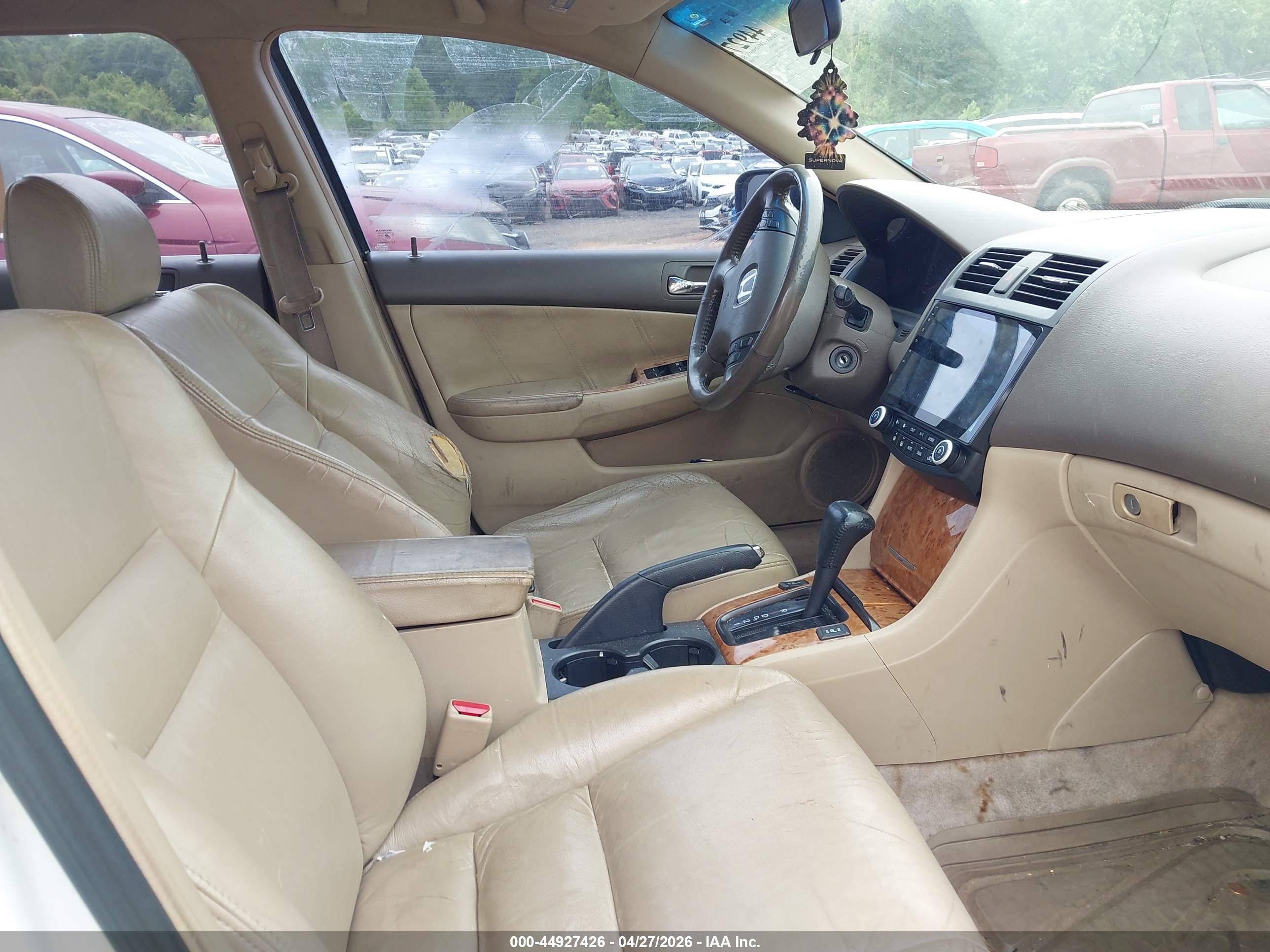 HONDA ACCORD image 5