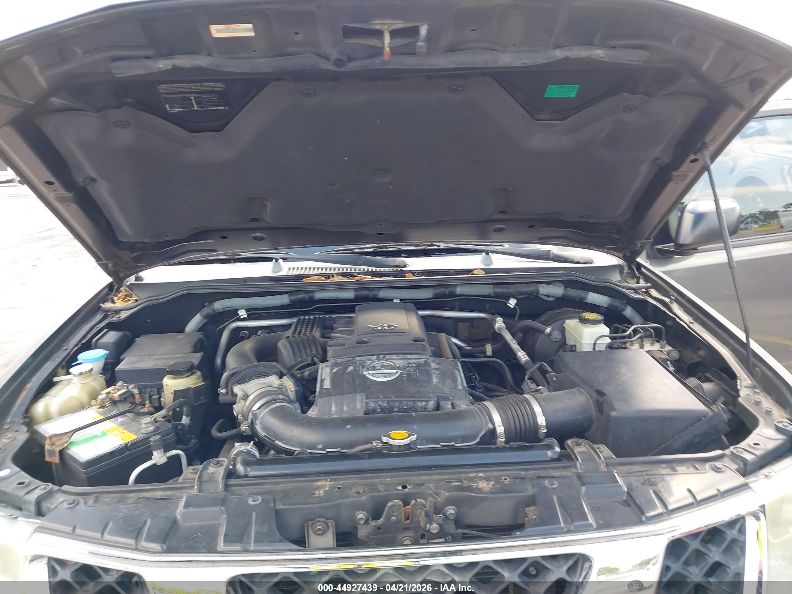 NISSAN FRONTIER image 10