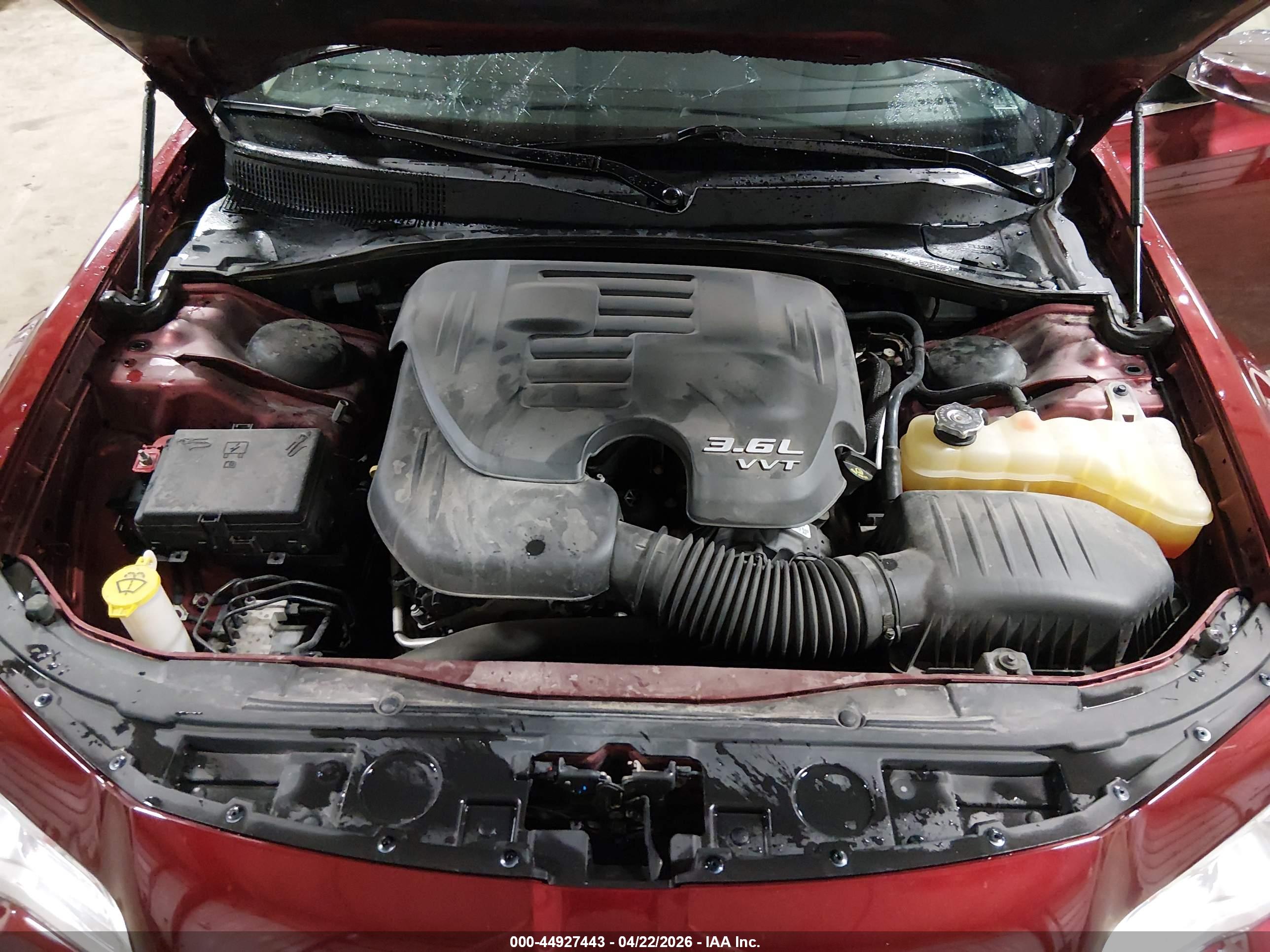 CHRYSLER 300C image 10