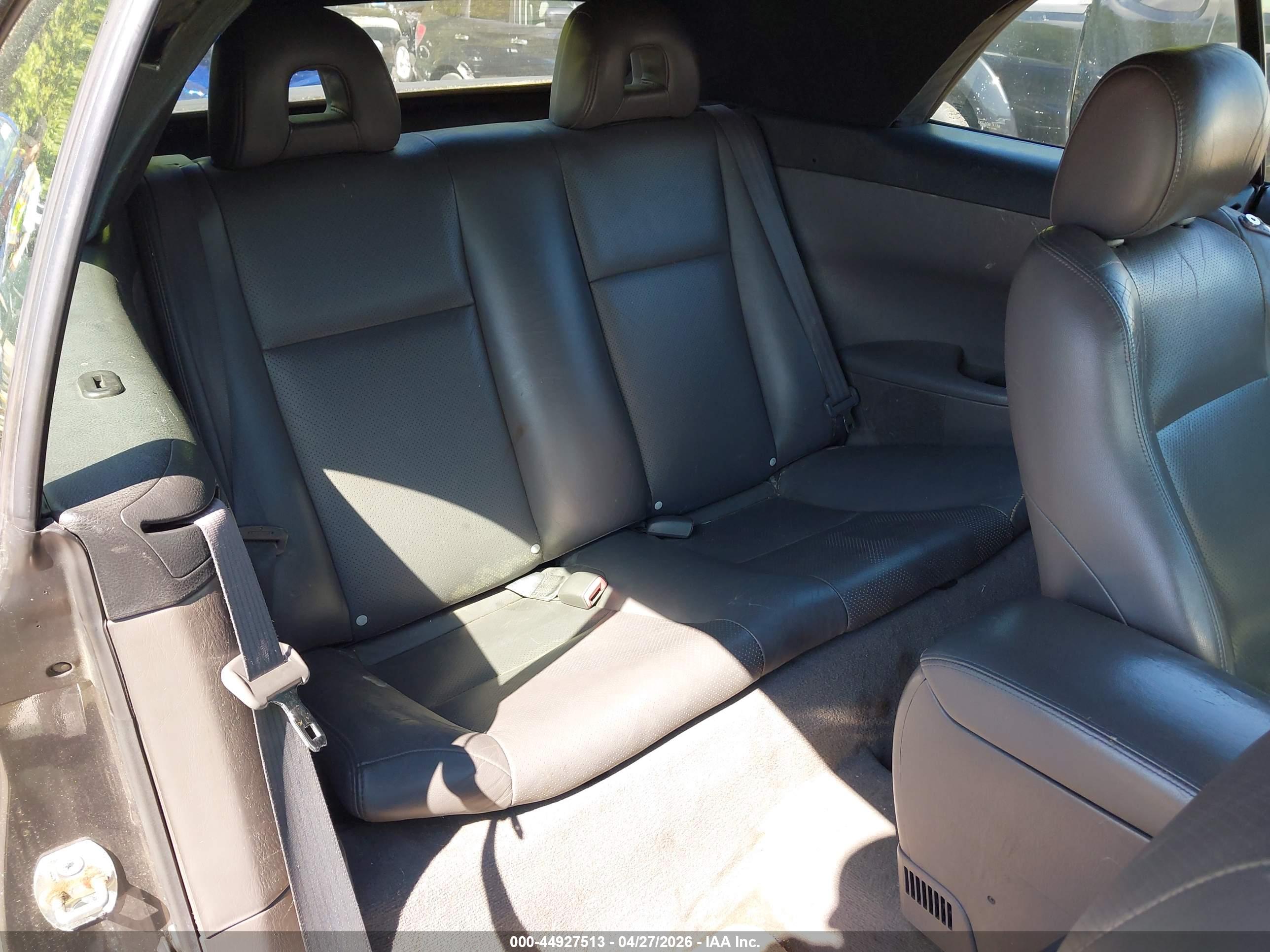 TOYOTA CAMRY image 8