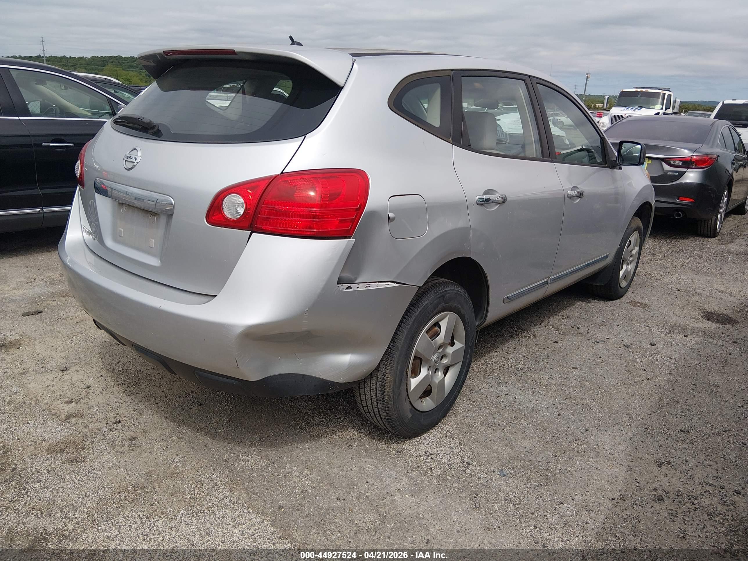 NISSAN ROGUE image 4