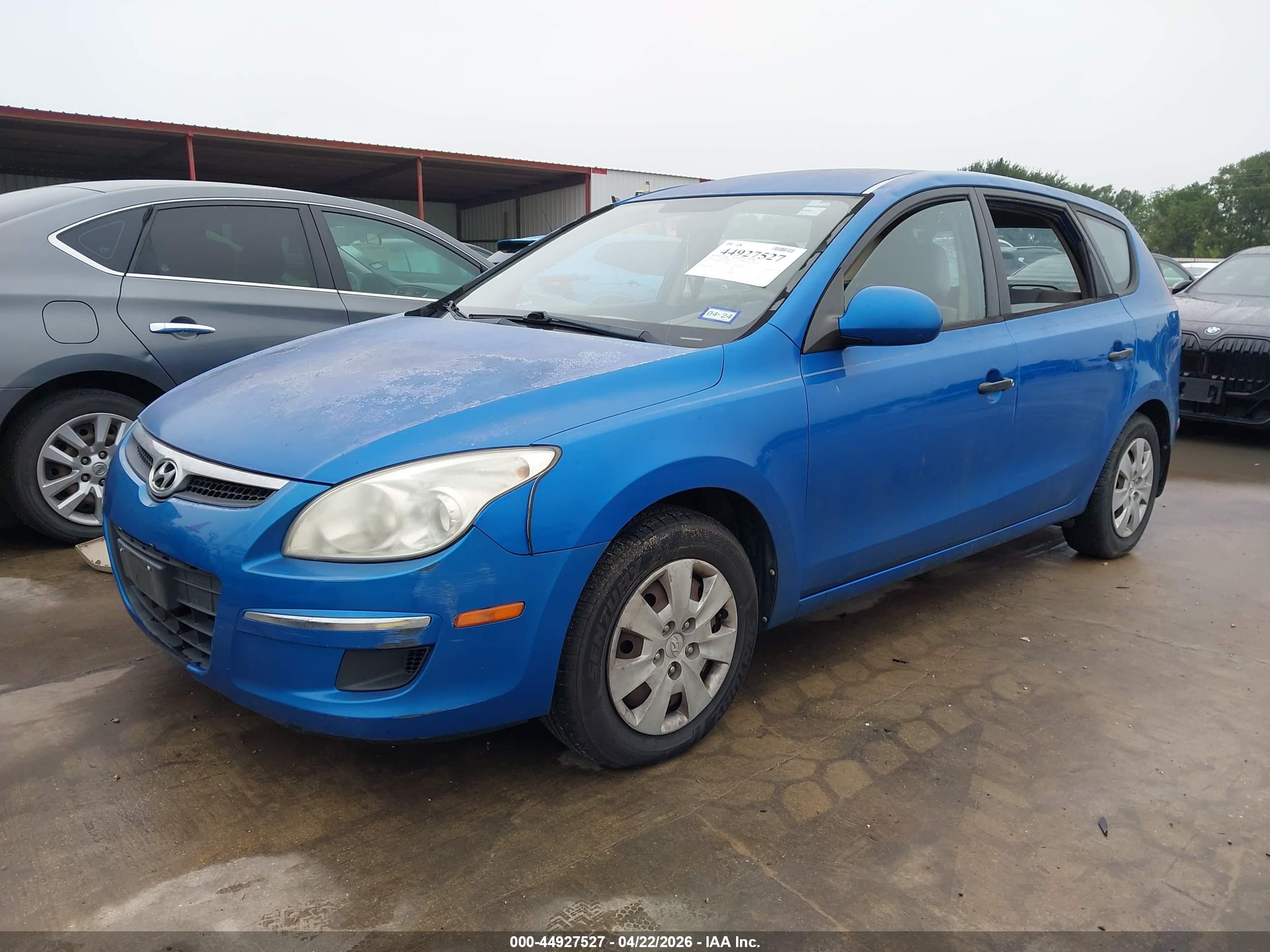 HYUNDAI ELANTRA image 2
