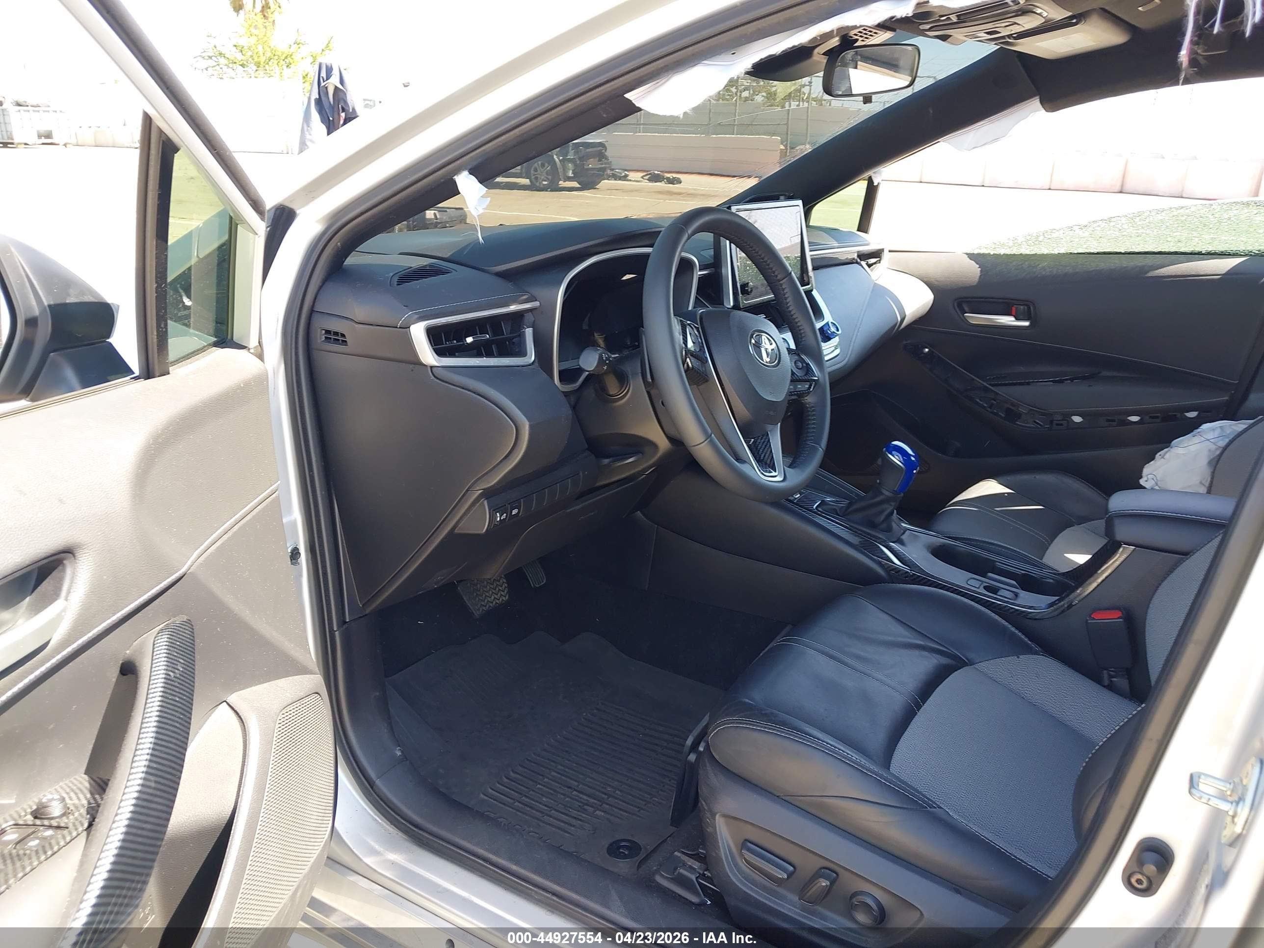 TOYOTA COROLLA image 5
