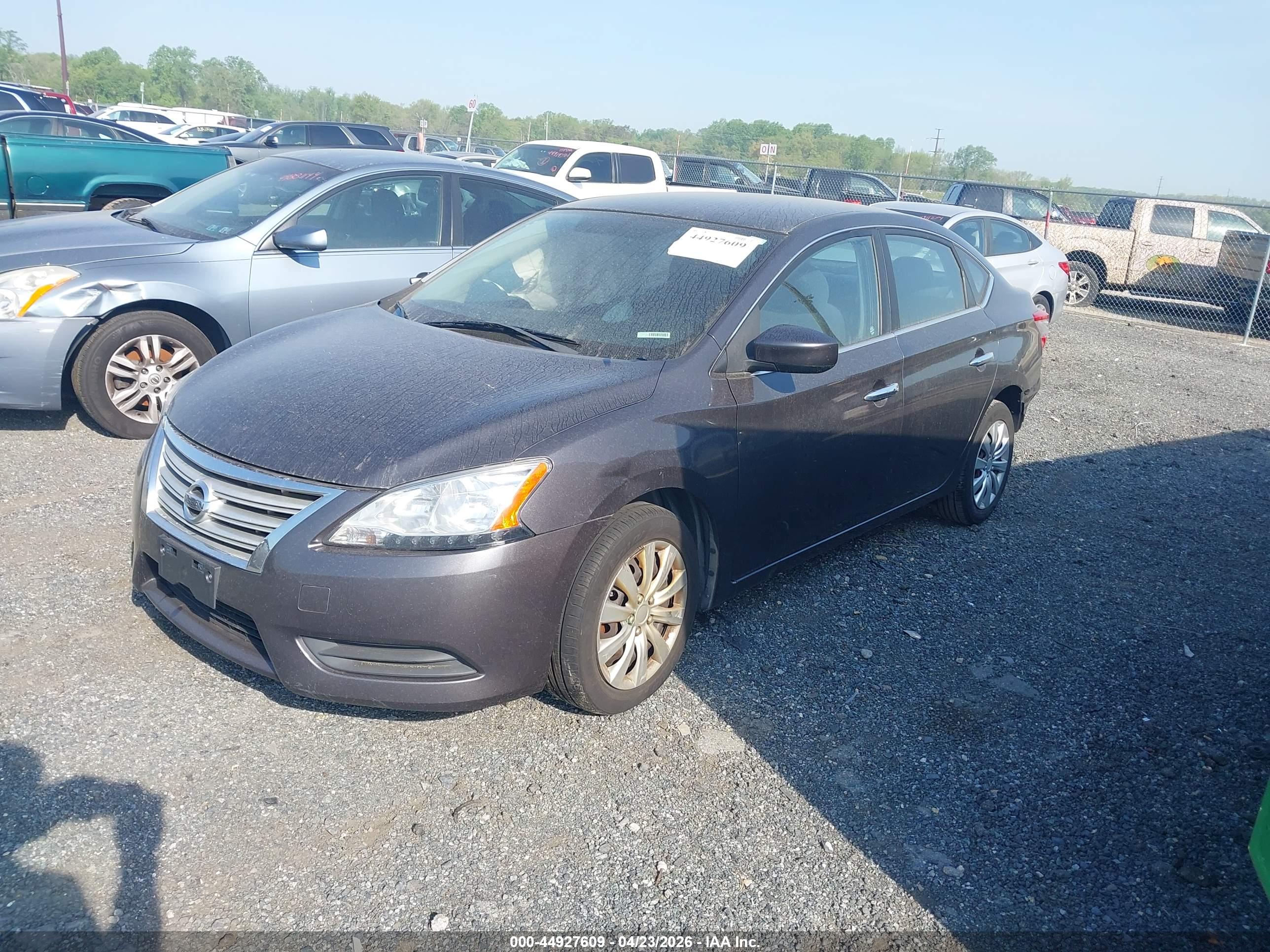 NISSAN SENTRA image 2