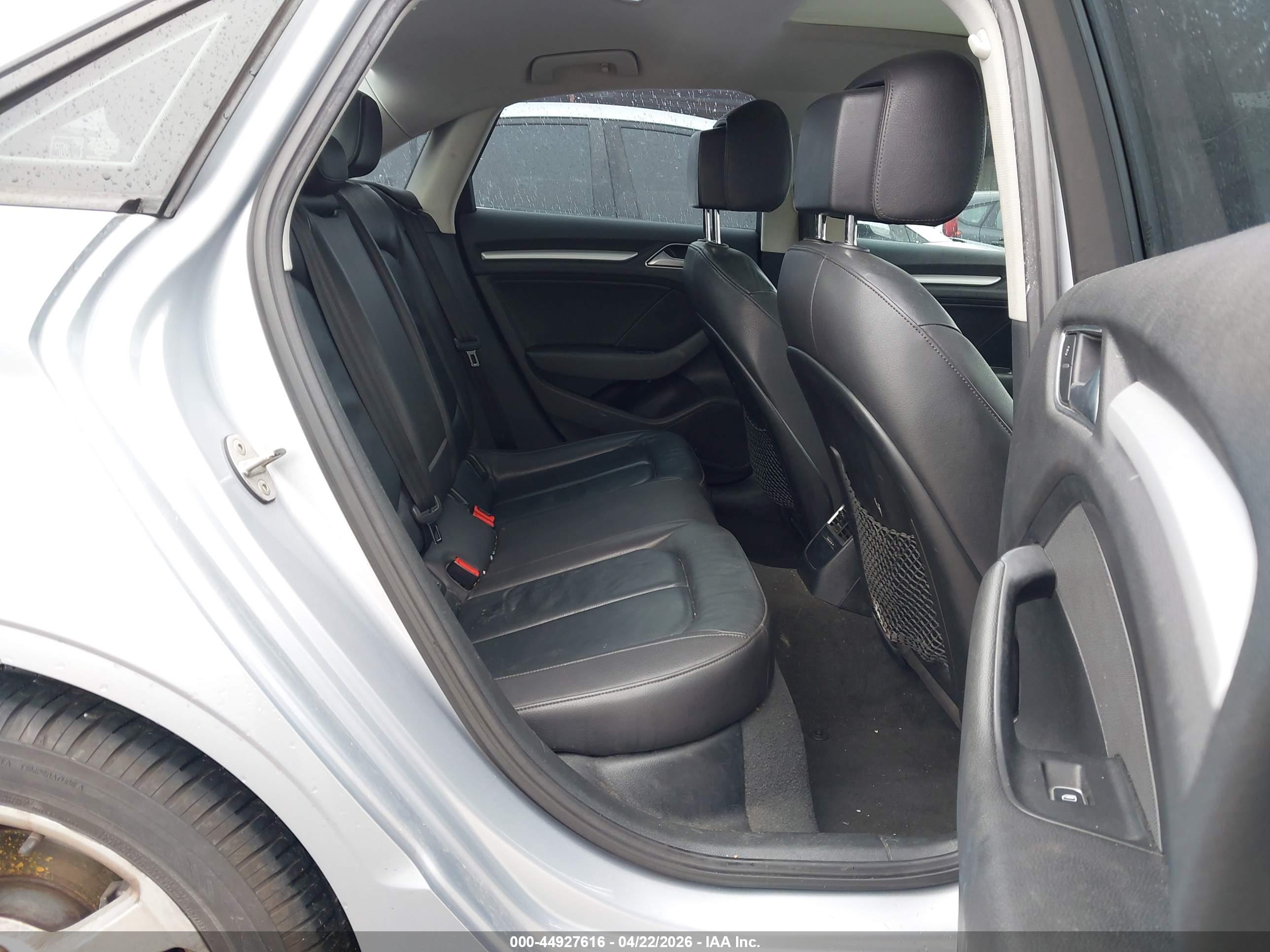 AUDI A3 image 8