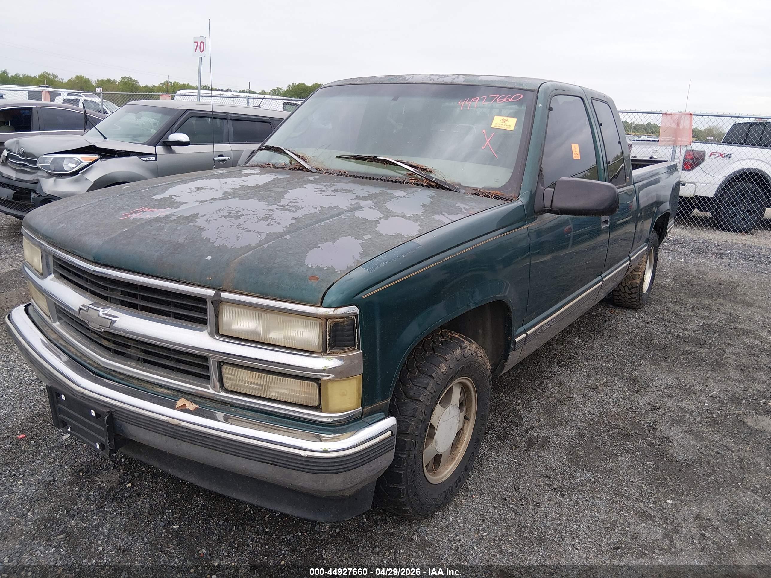 CHEVROLET C1500 image 6