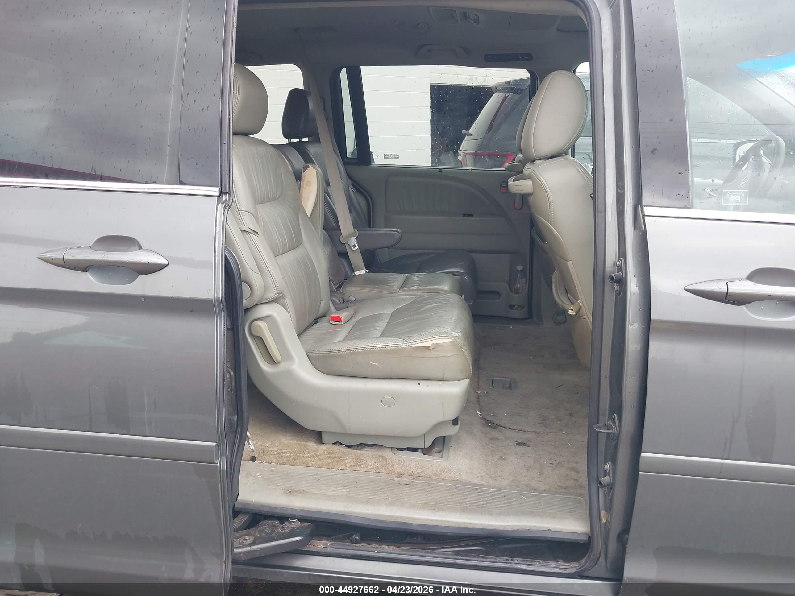 HONDA ODYSSEY image 8