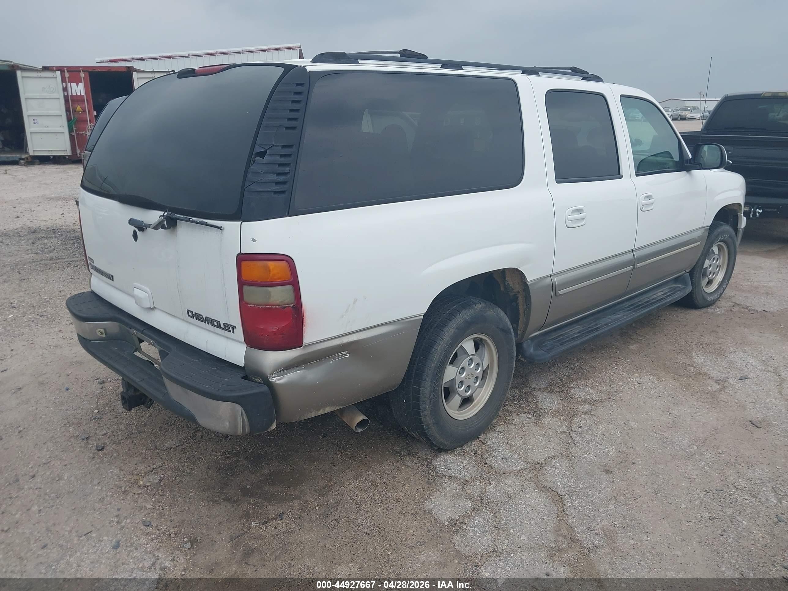 CHEVROLET SUBURBAN image 4