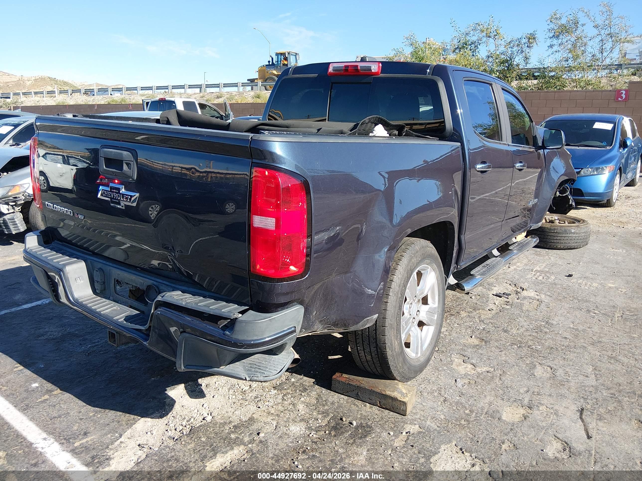 CHEVROLET COLORADO image 4