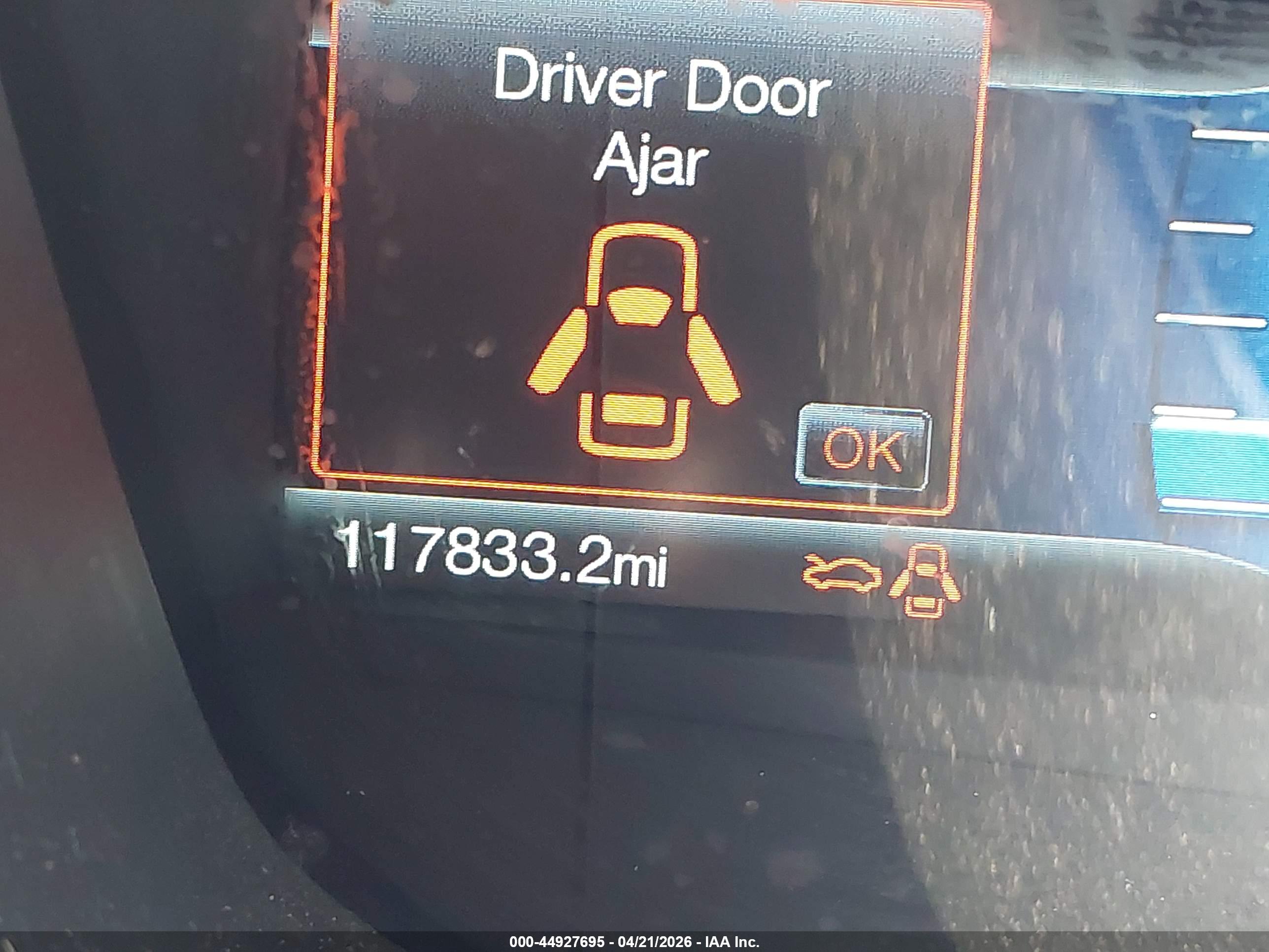 FORD FUSION image 7