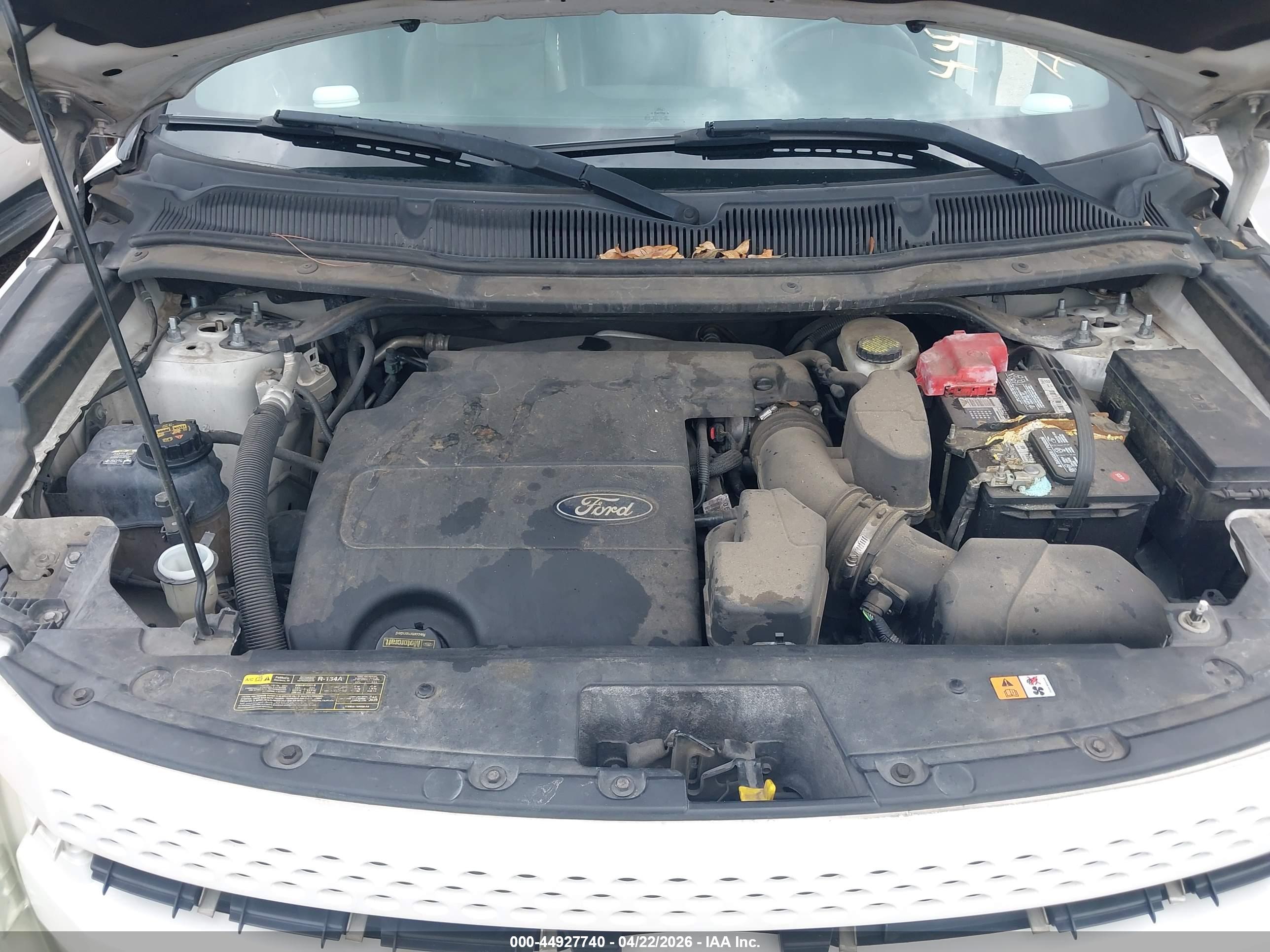FORD EXPLORER image 10