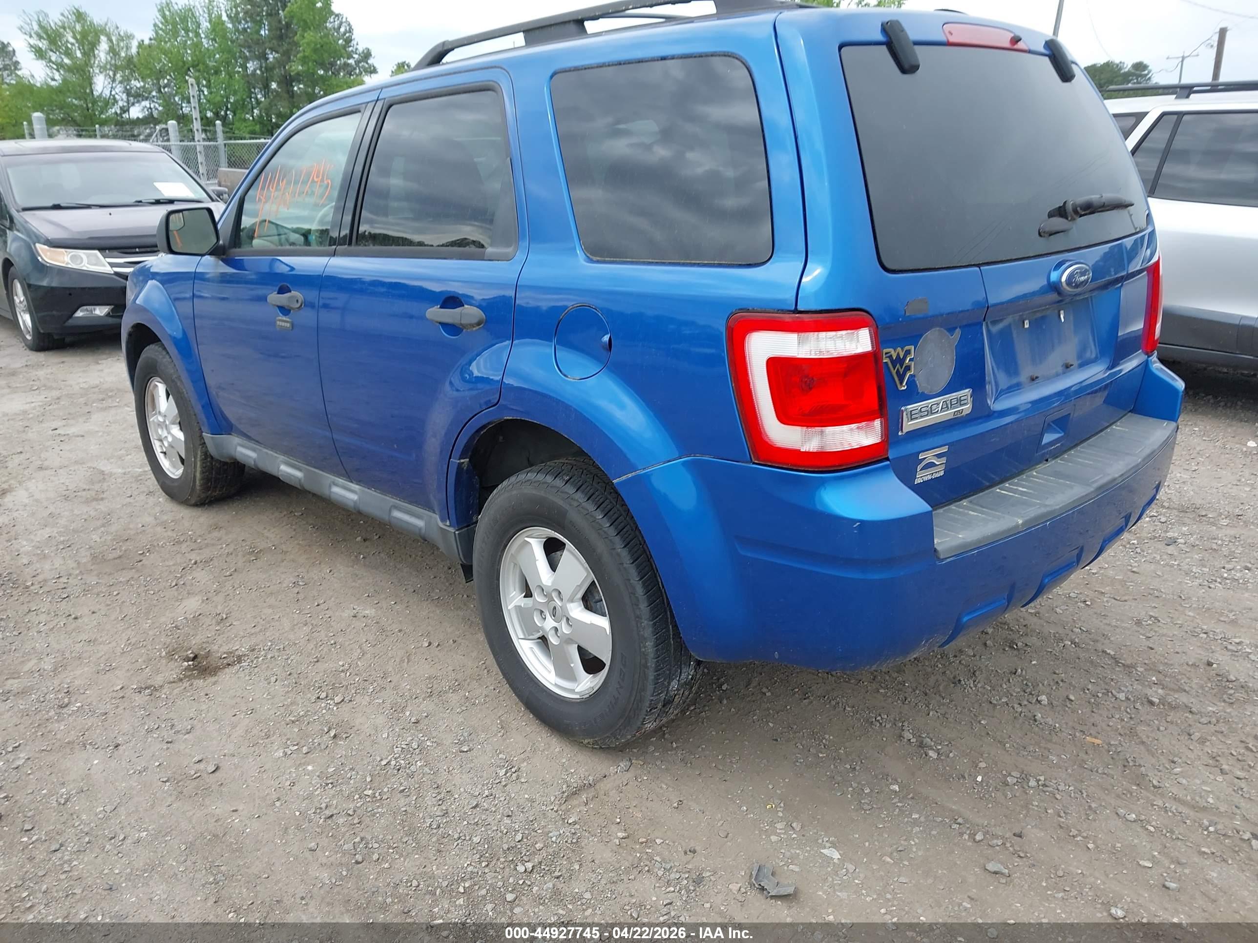 FORD ESCAPE image 3