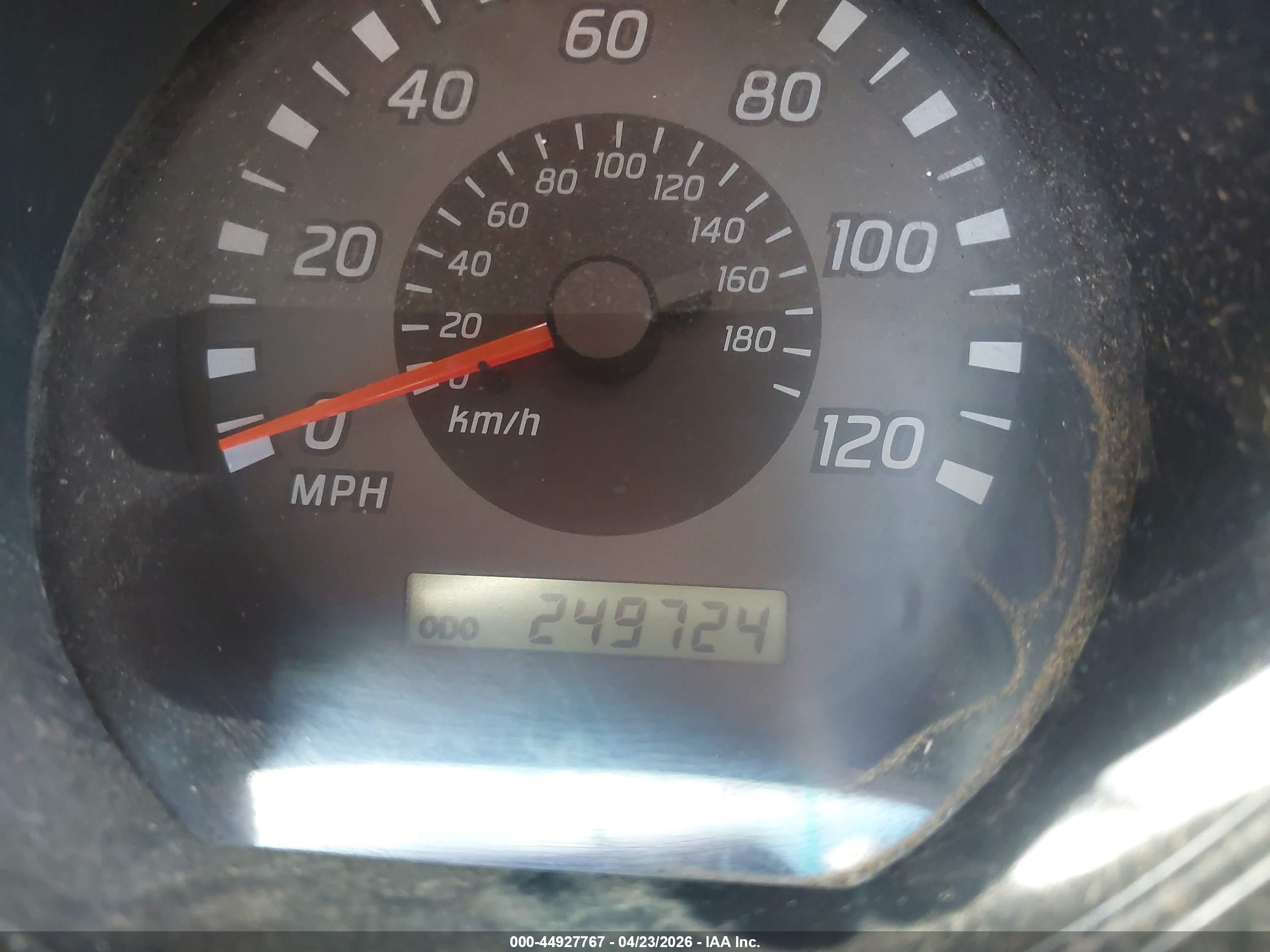 NISSAN FRONTIER image 7