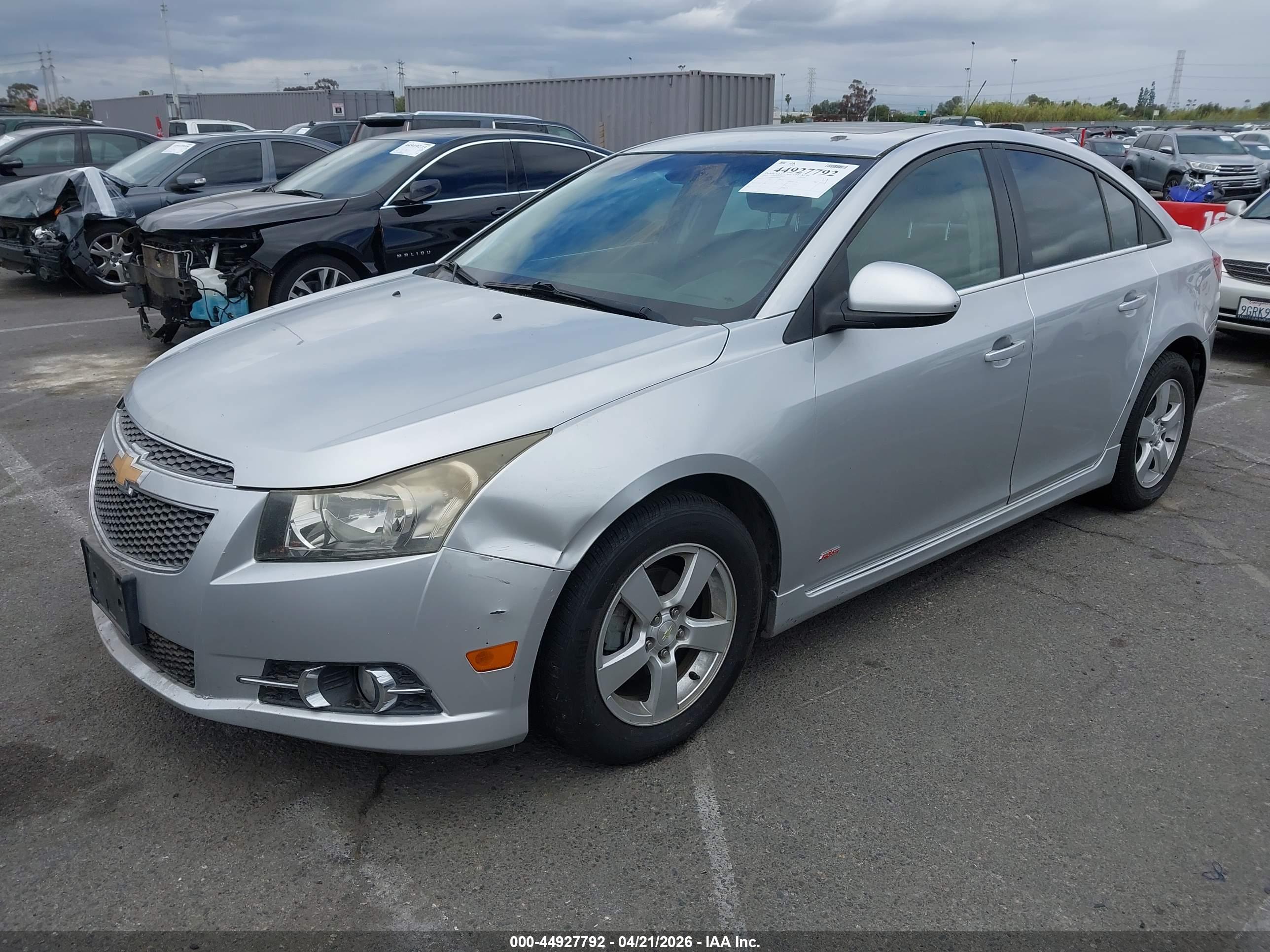 CHEVROLET CRUZE image 2