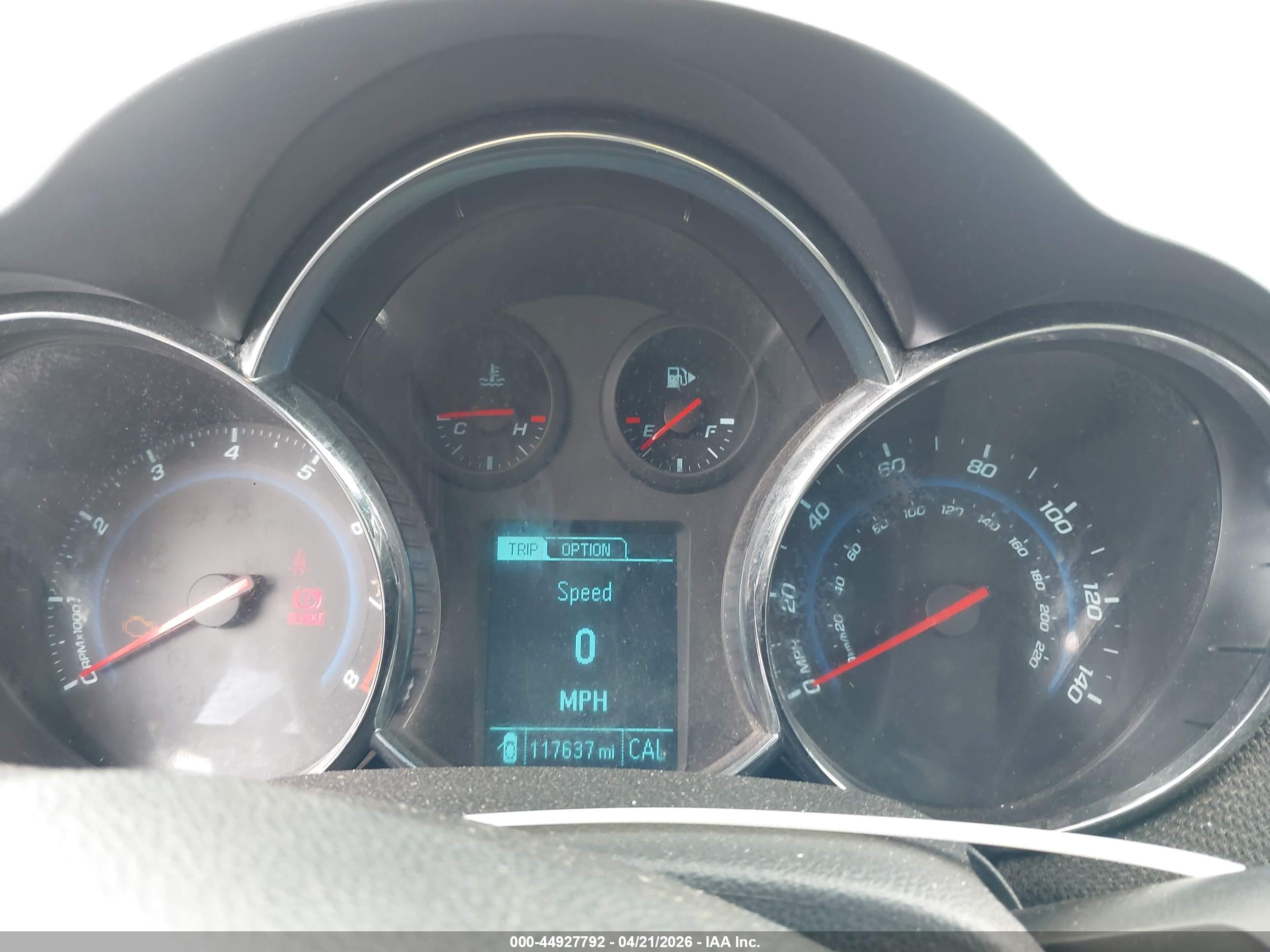 CHEVROLET CRUZE image 7