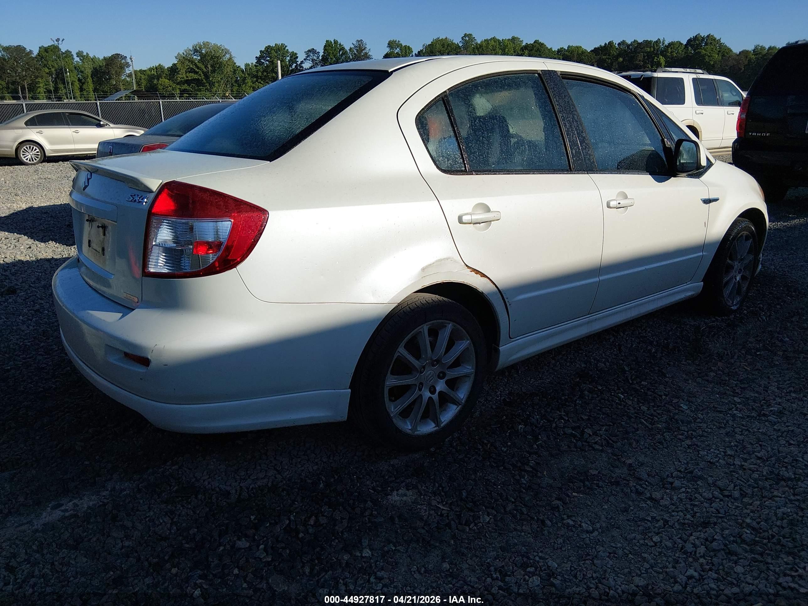 SUZUKI SX4 image 4