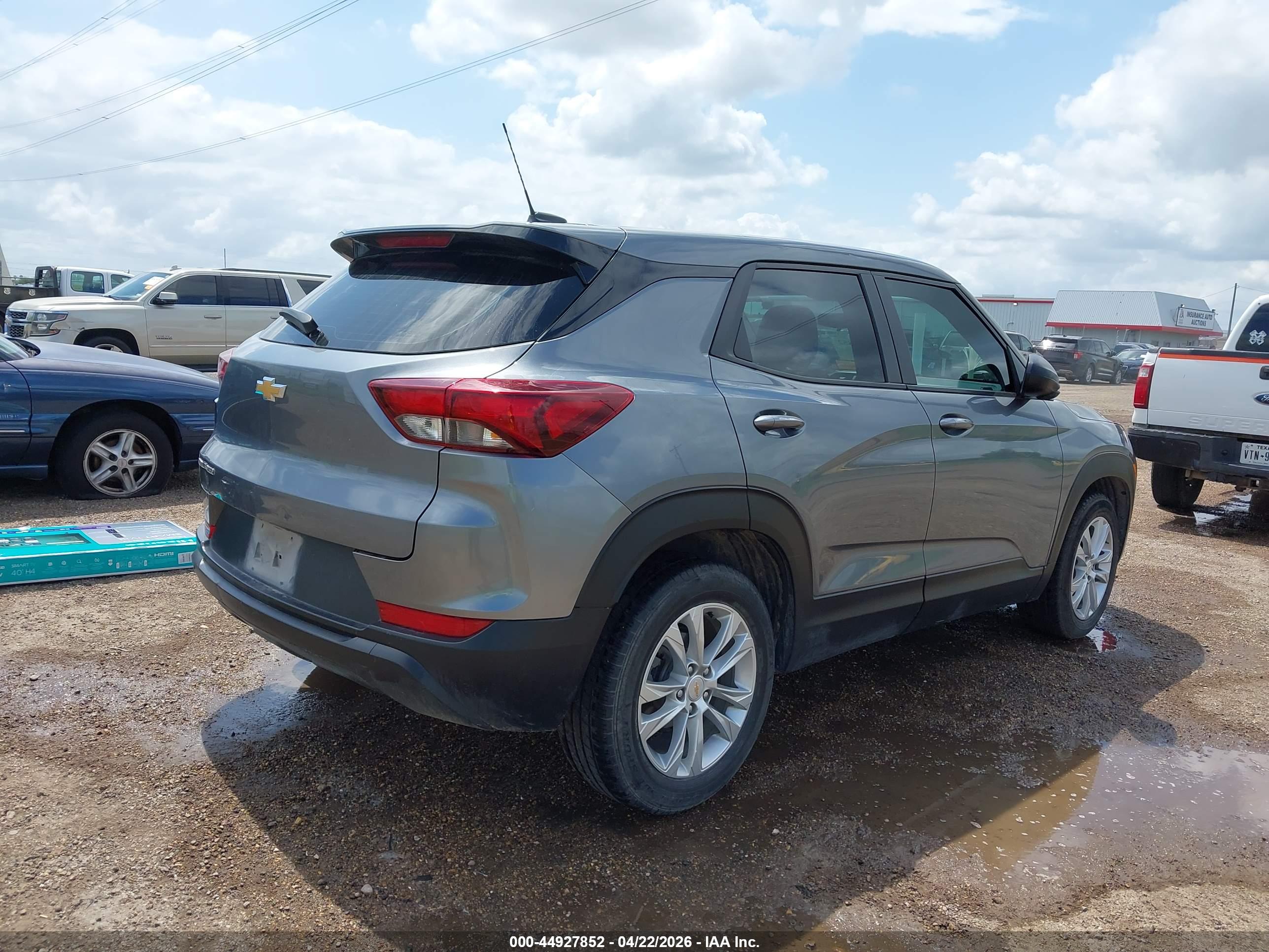 CHEVROLET TRAILBLAZER image 4