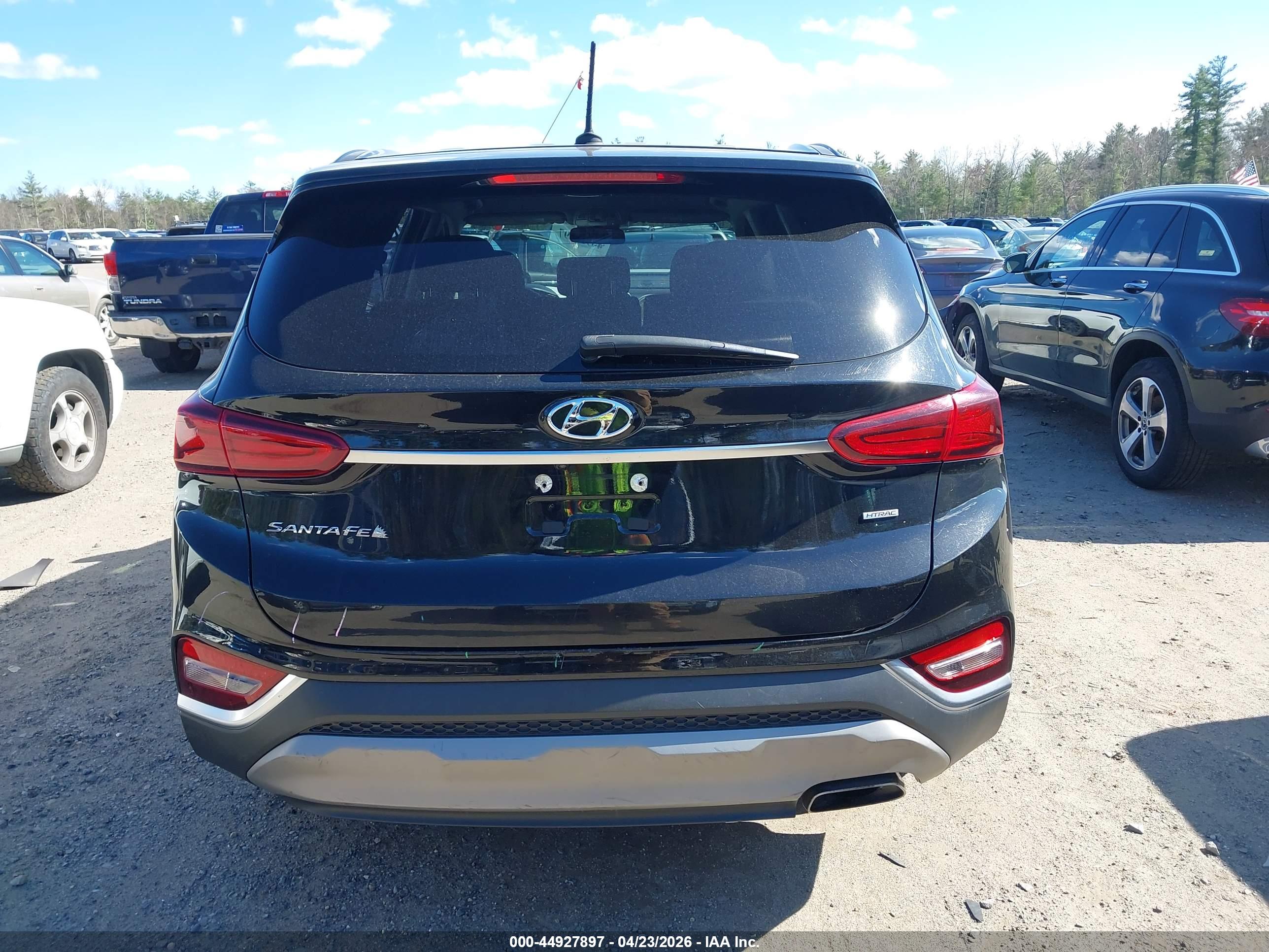 HYUNDAI SANTA image 6