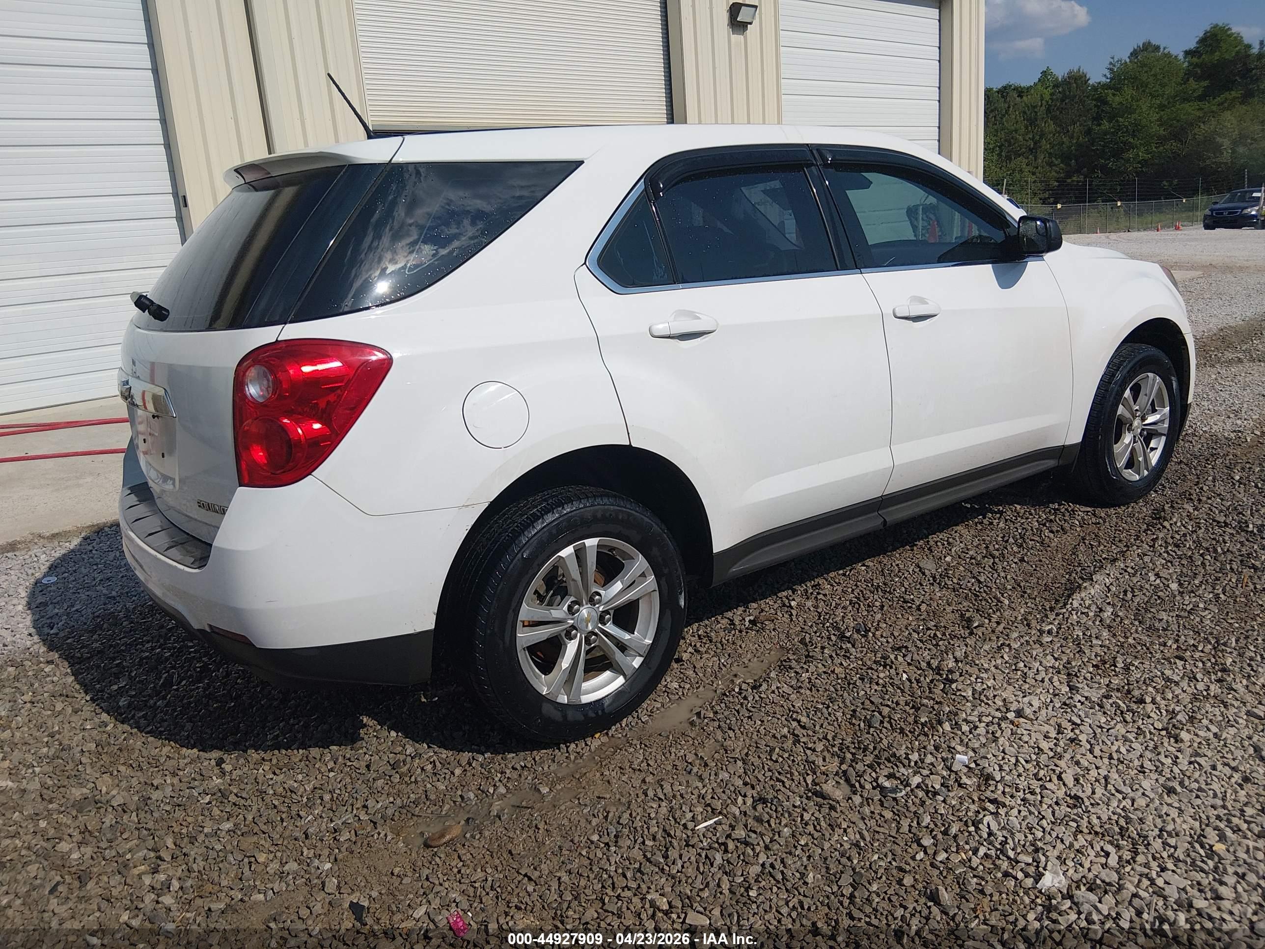 CHEVROLET EQUINOX image 4