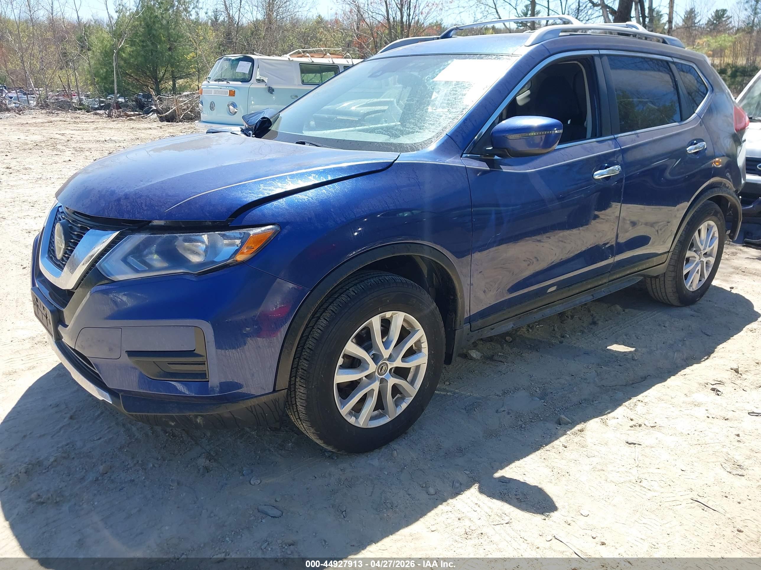 NISSAN ROGUE image 2