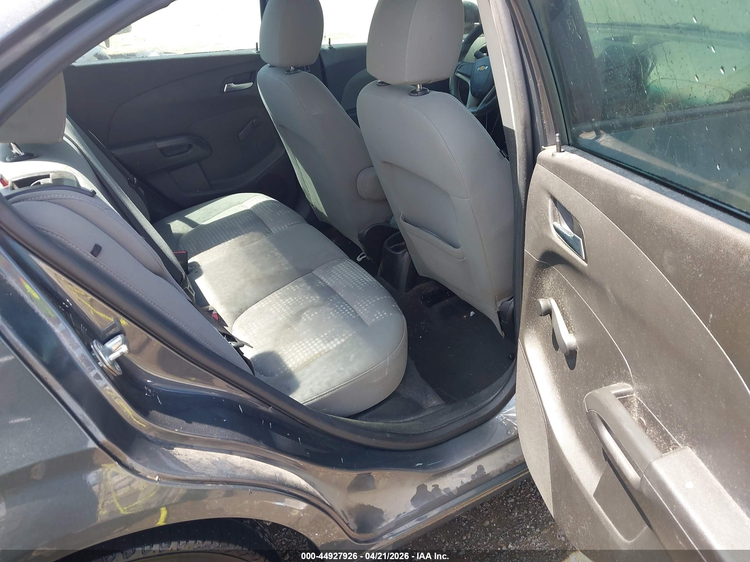 CHEVROLET SONIC image 8